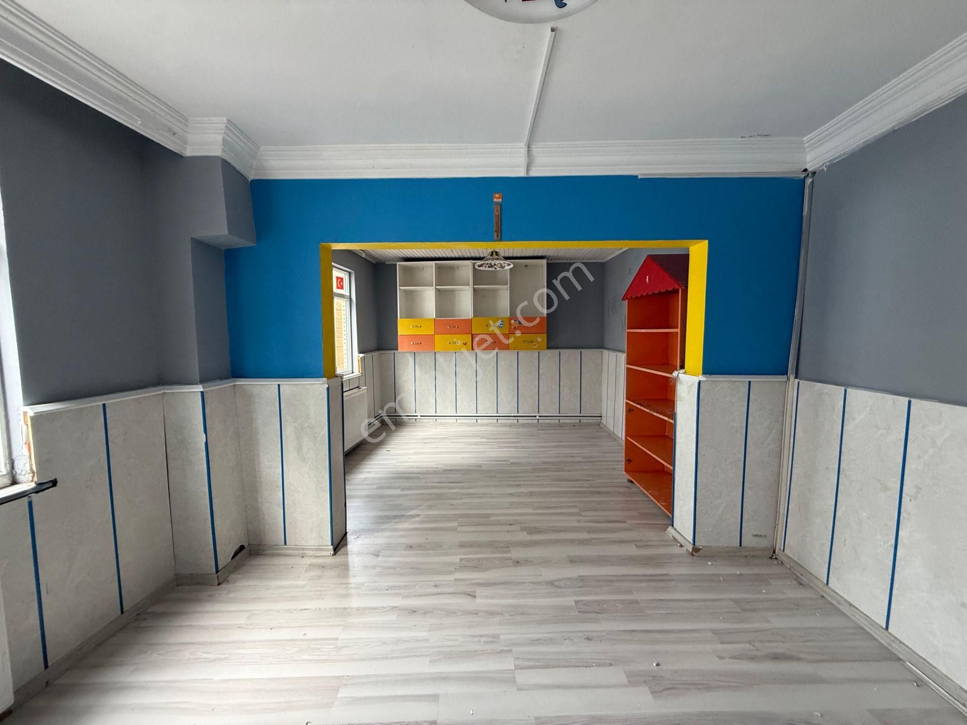 Şehrin Merkezin'de 4 Katlı Caddeye Cephe Komple Satılık Bina - Görsel 18