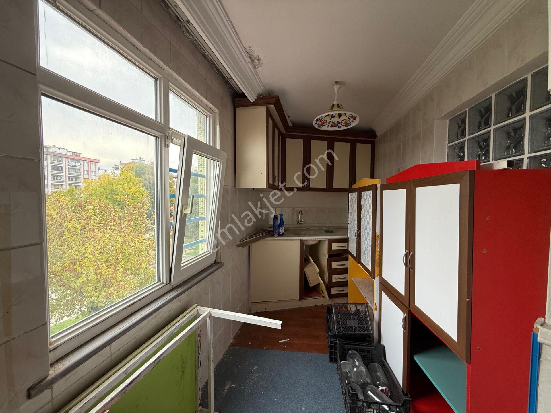 Şehrin Merkezin'de 4 Katlı Caddeye Cephe Komple Satılık Bina - Görsel 33