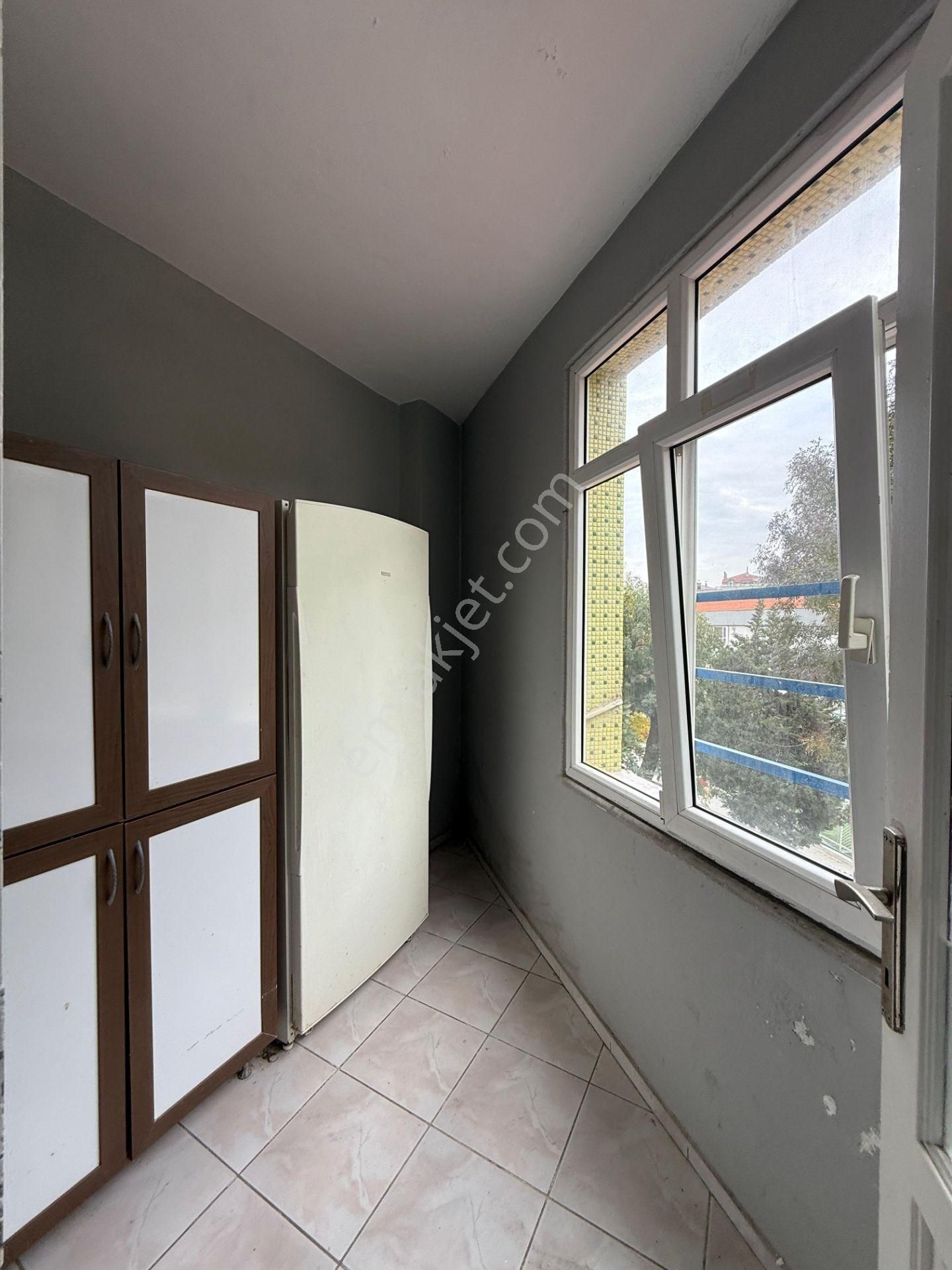 Şehrin Merkezin'de 4 Katlı Caddeye Cephe Komple Satılık Bina - Görsel 25