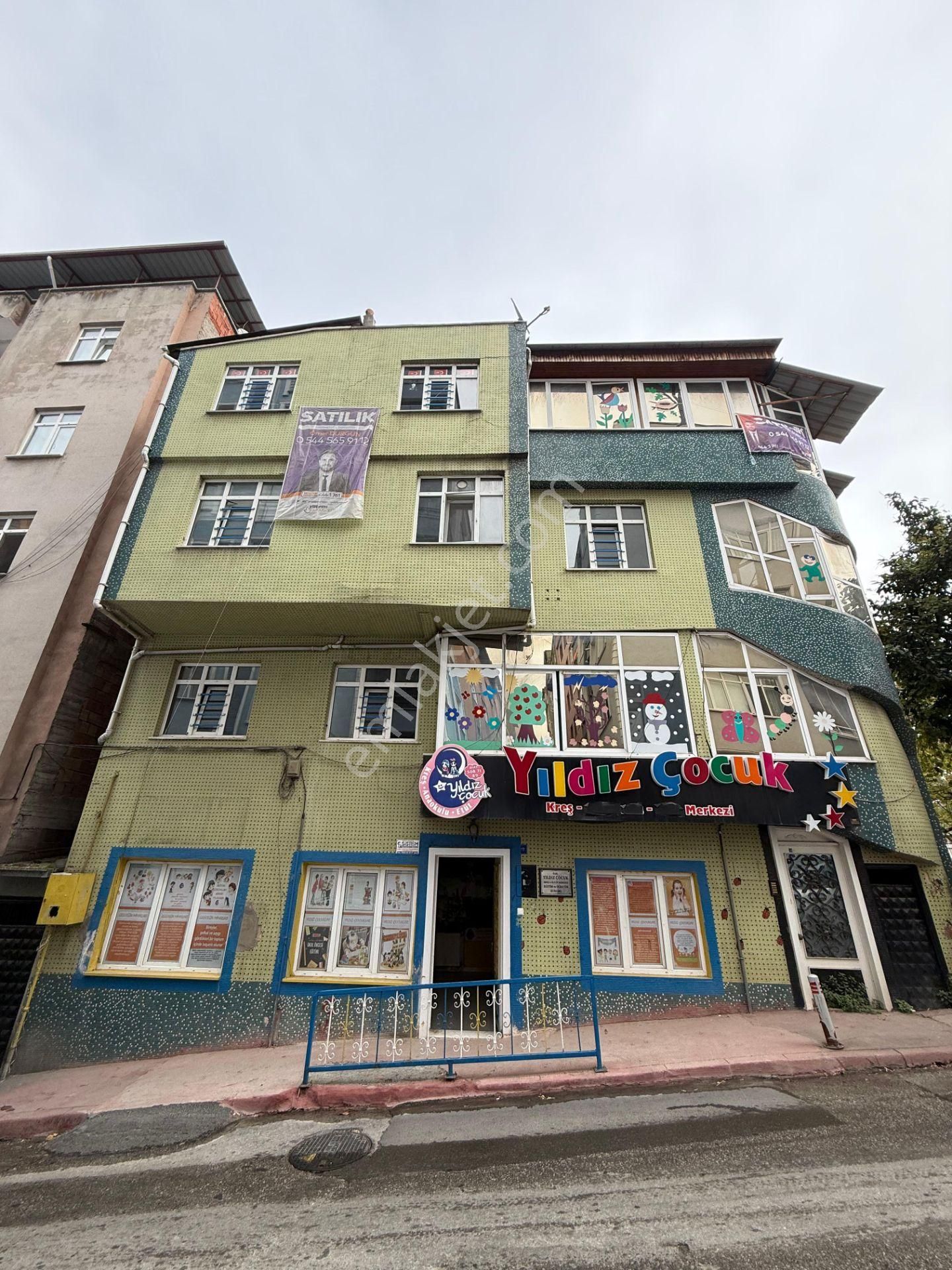 Şehrin Merkezin'de 4 Katlı Caddeye Cephe Komple Satılık Bina - Görsel 2