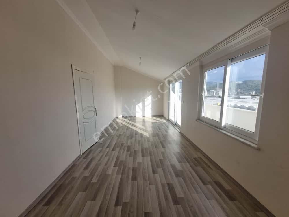 Alanya Demirtaş Mahallesi Kiralık 3+1 Dubleks Daire - Görsel 21