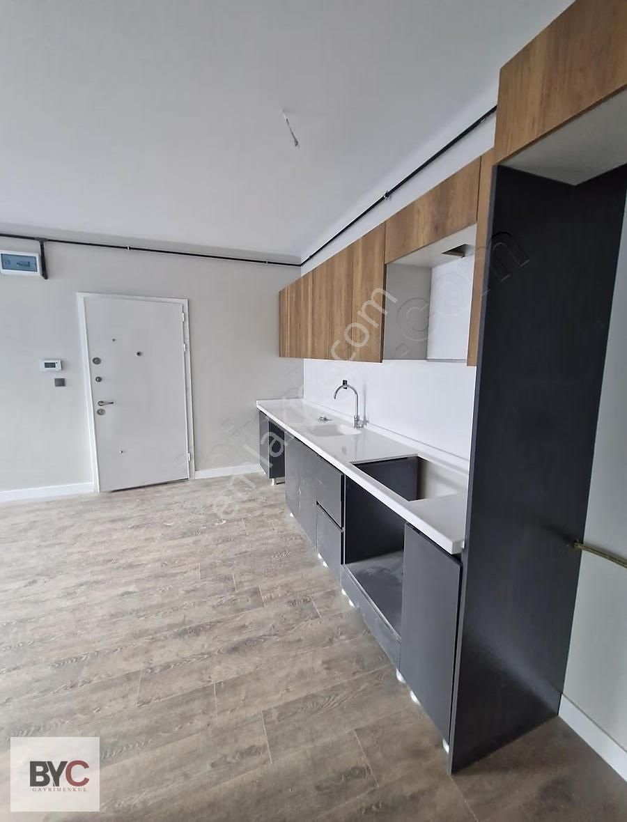 Çankaya Birlik Mah Oturuma Hazır Yerden Isıtmalı 1+1 Daireler - Görsel 26