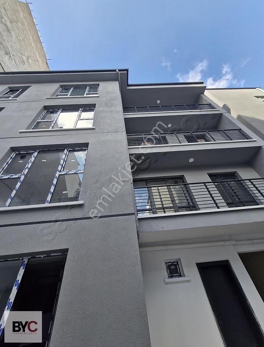 Çankaya Birlik Mah Oturuma Hazır Yerden Isıtmalı 1+1 Daireler - Görsel 28