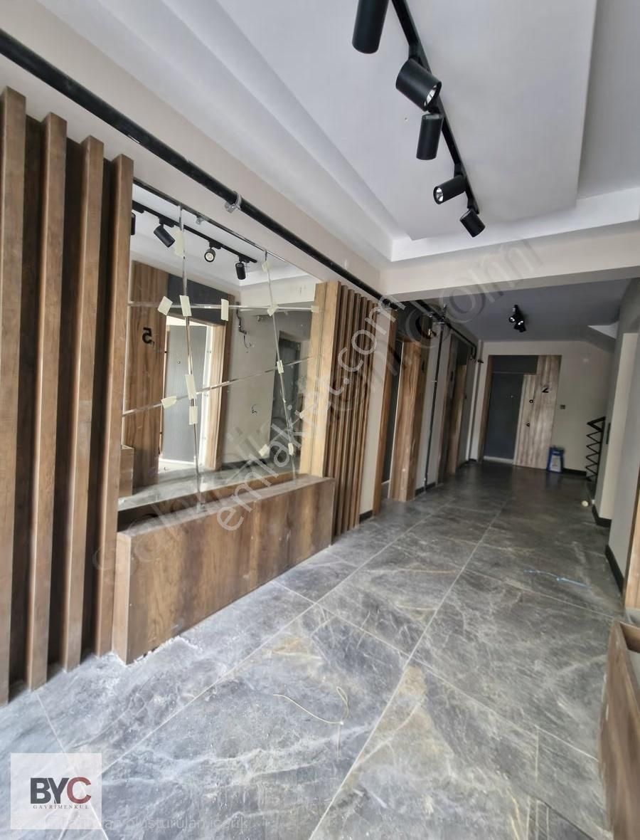 Çankaya Birlik Mah Oturuma Hazır Yerden Isıtmalı 1+1 Daireler - Görsel 23