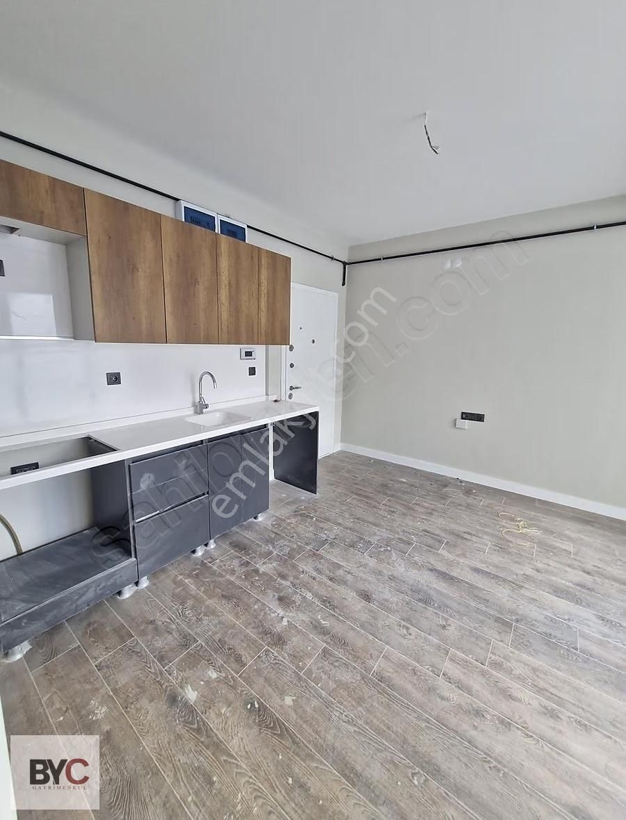 Çankaya Birlik Mah Oturuma Hazır Yerden Isıtmalı 1+1 Daireler - Görsel 12