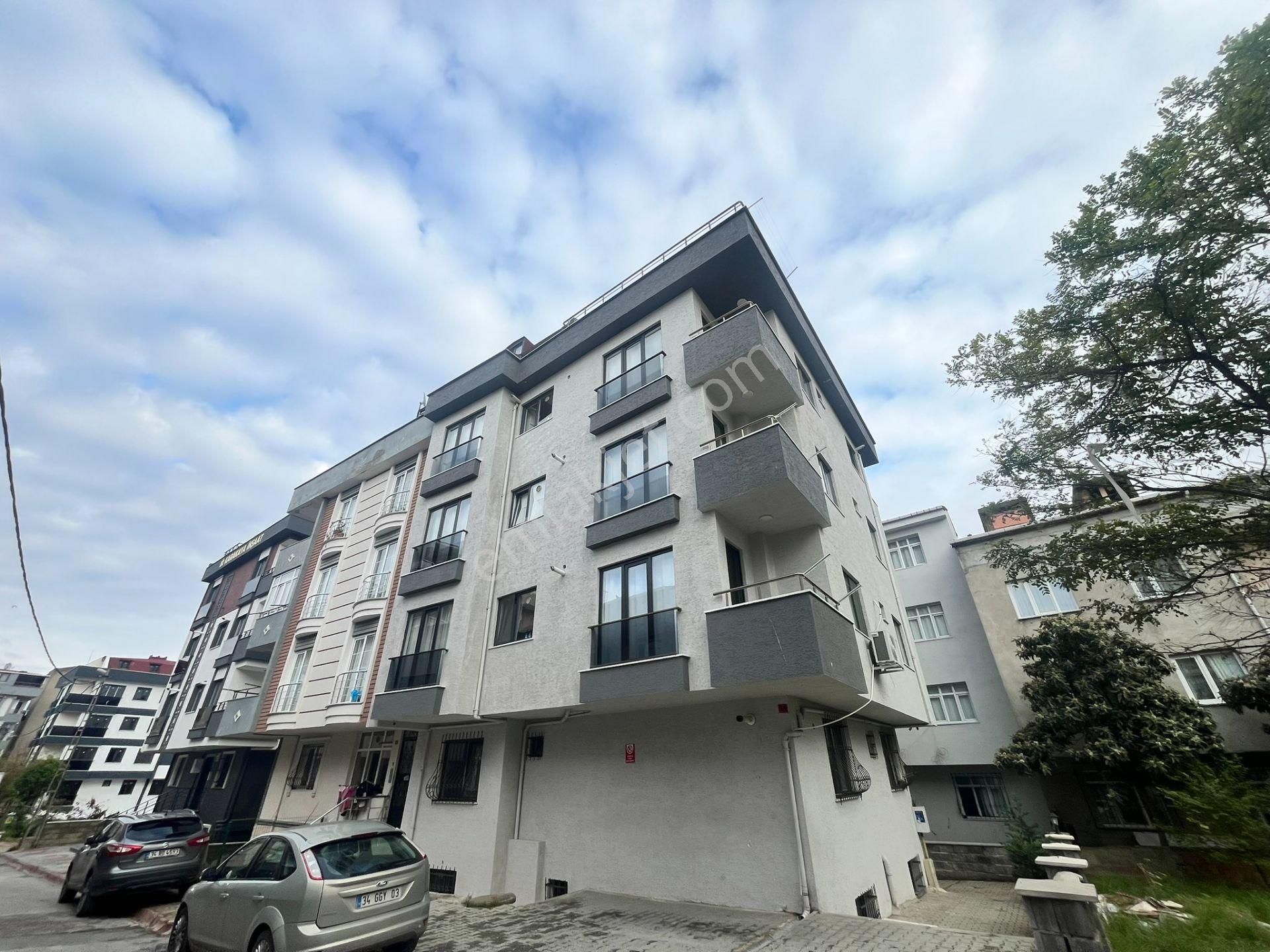 Atatürk Mh. Metroya 10 Dk Mesafede Satılık 2+1 Daire