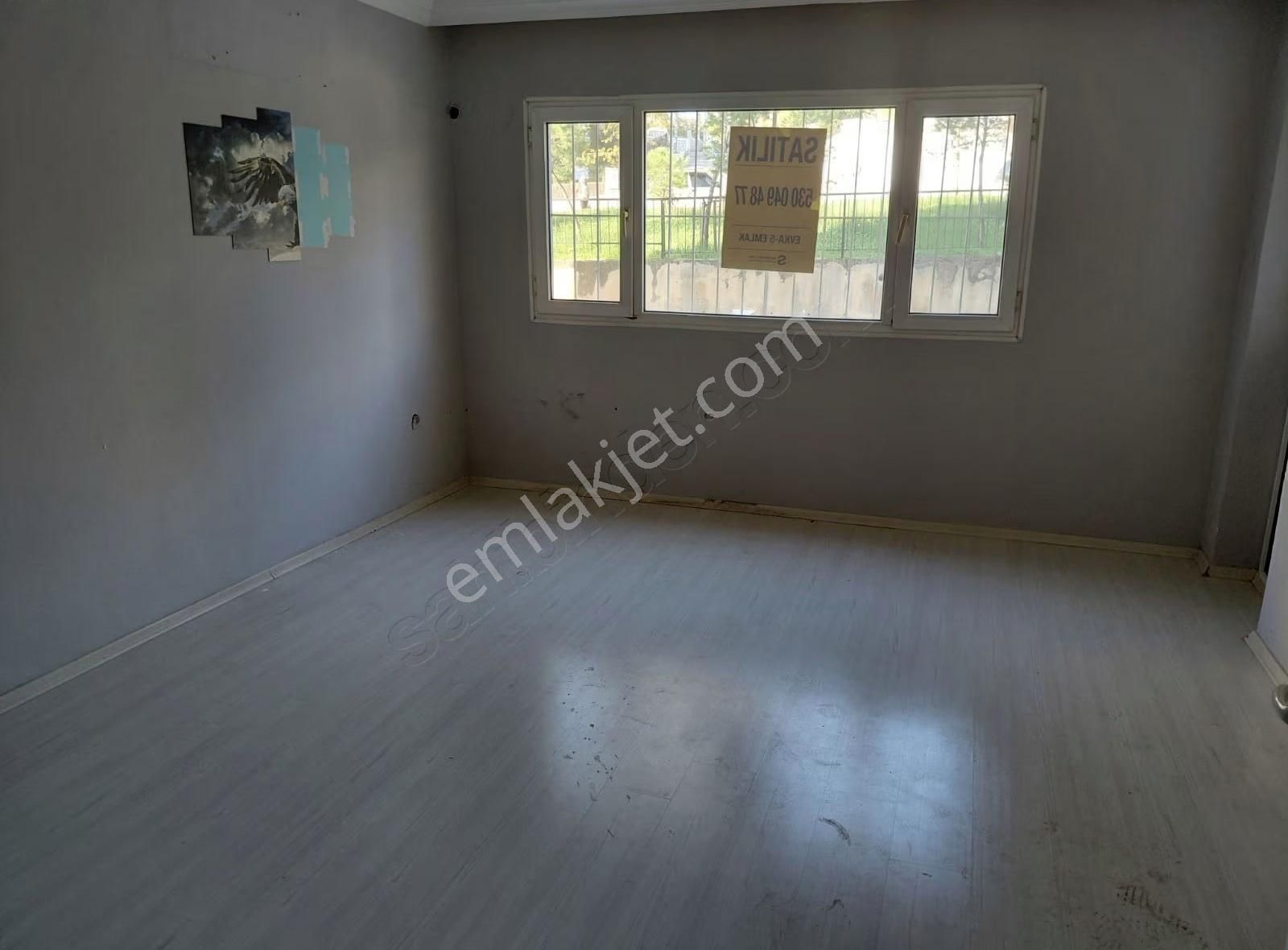 Evka 5 Emlakdan Satılık 2+1