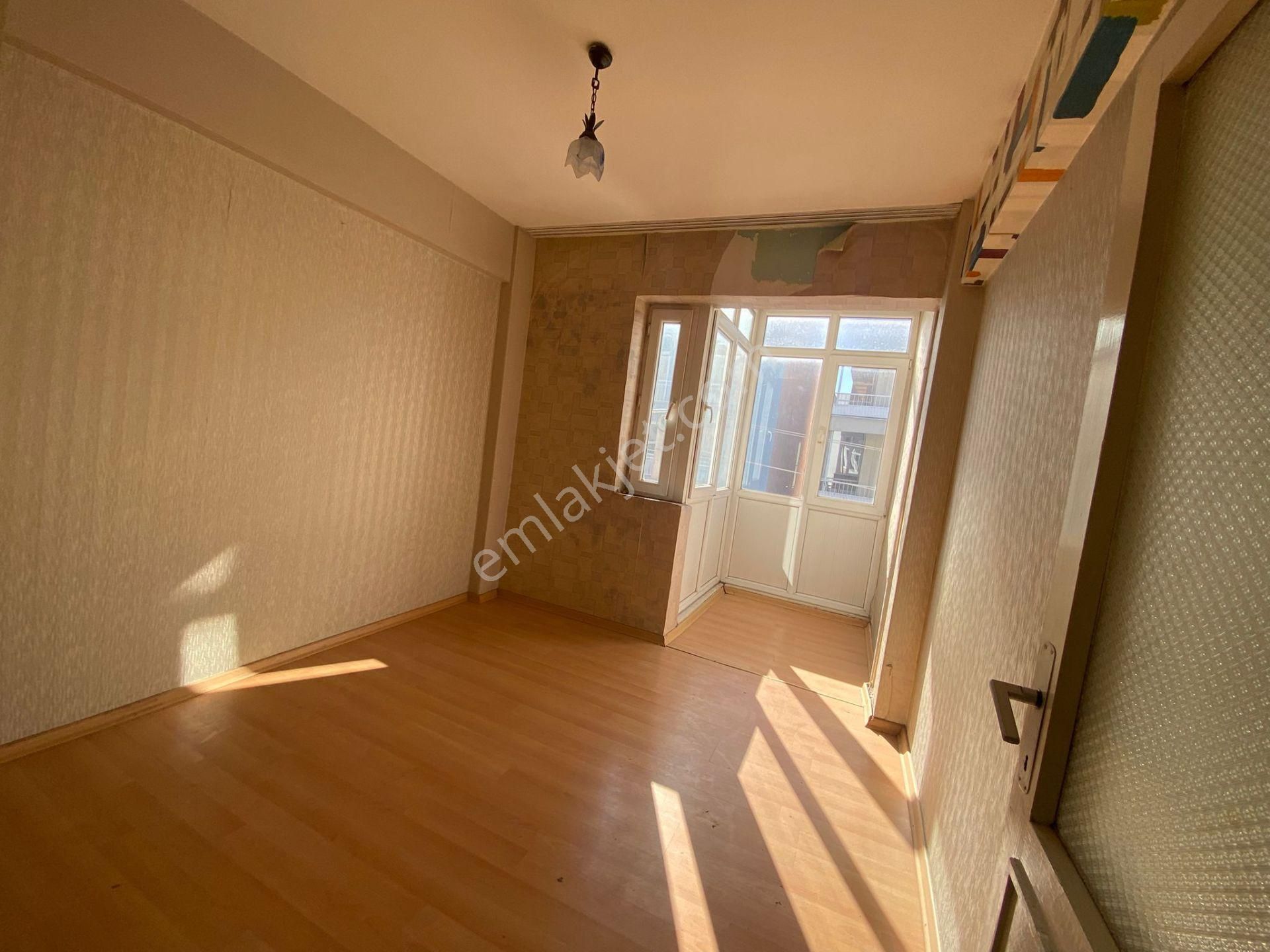 Acill Buca İşçievleri Yiğitler Mah.de 2+1 85m2 Ayrı Mutfak Ön Cephe Satılık Daire - Görsel 17