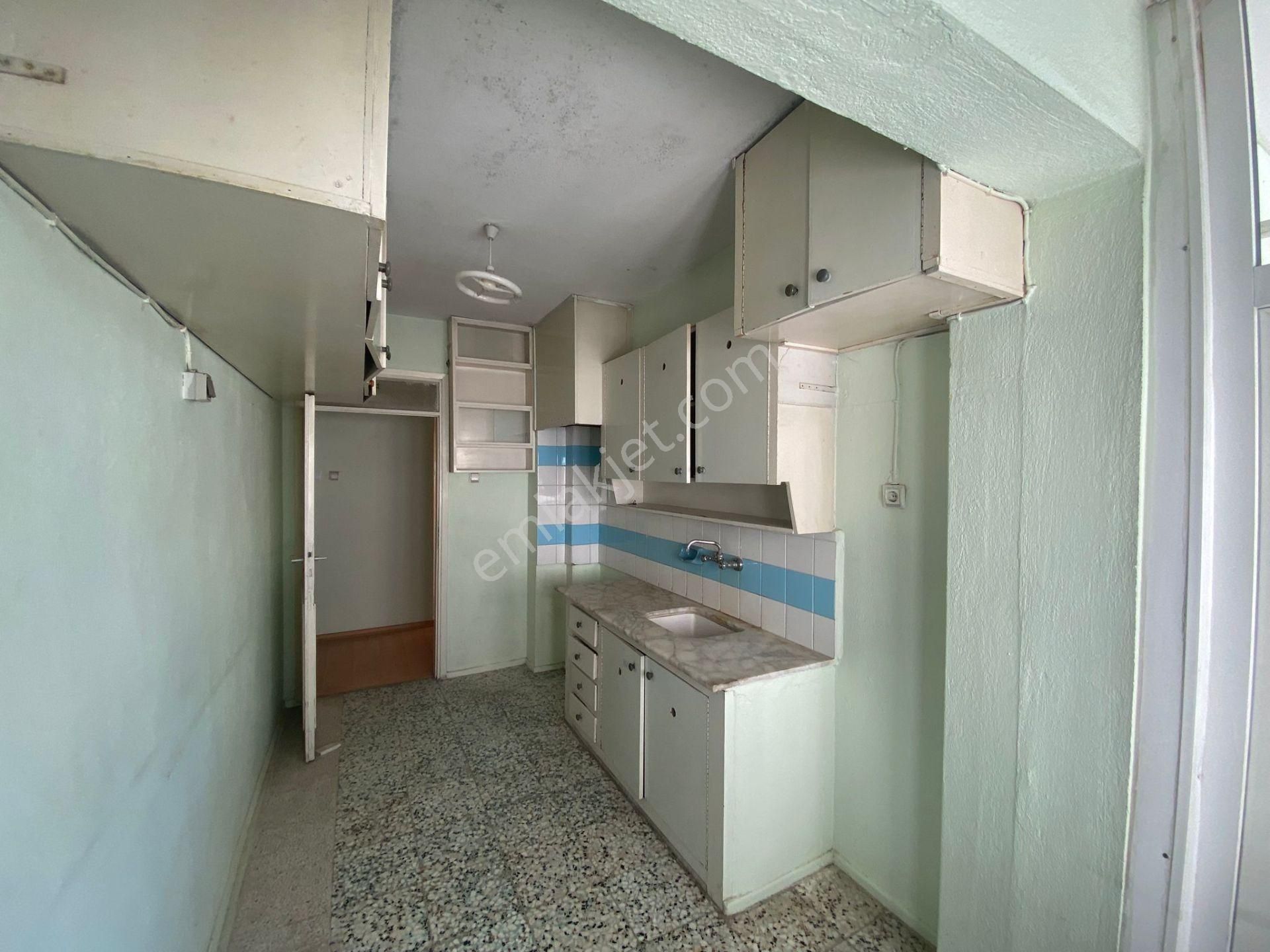 Acill Buca İşçievleri Yiğitler Mah.de 2+1 85m2 Ayrı Mutfak Ön Cephe Satılık Daire - Görsel 23