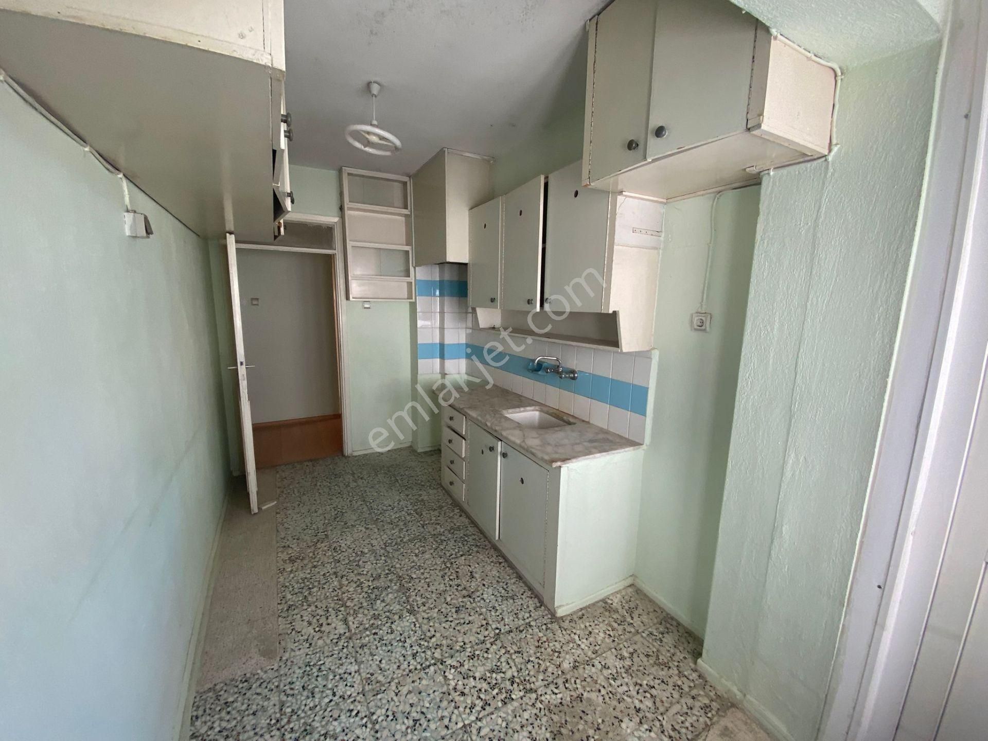 Acill Buca İşçievleri Yiğitler Mah.de 2+1 85m2 Ayrı Mutfak Ön Cephe Satılık Daire - Görsel 24