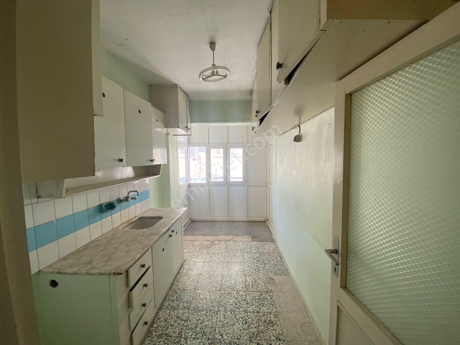 Acill Buca İşçievleri Yiğitler Mah.de 2+1 85m2 Ayrı Mutfak Ön Cephe Satılık Daire - Görsel 21