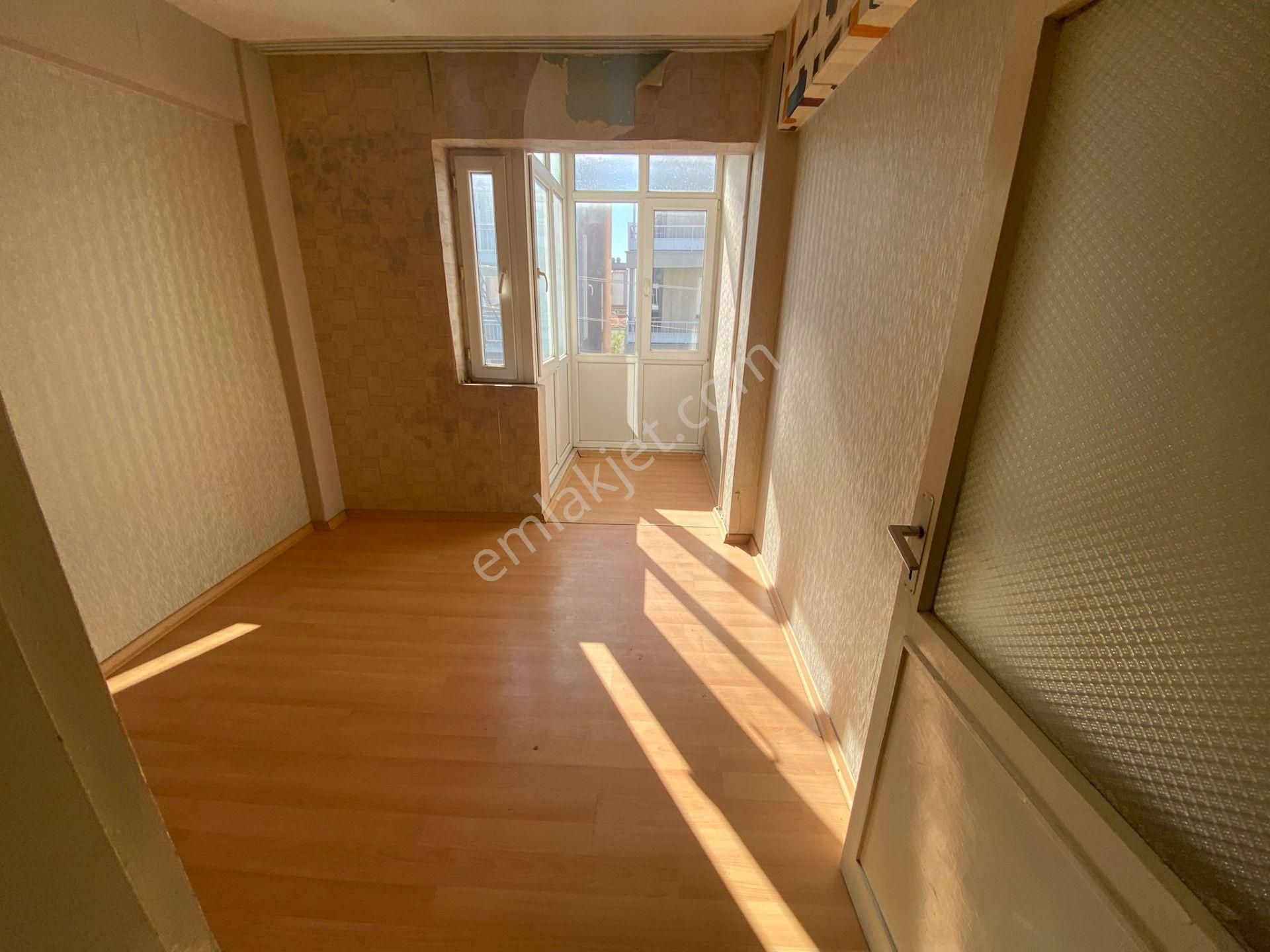 Acill Buca İşçievleri Yiğitler Mah.de 2+1 85m2 Ayrı Mutfak Ön Cephe Satılık Daire - Görsel 18