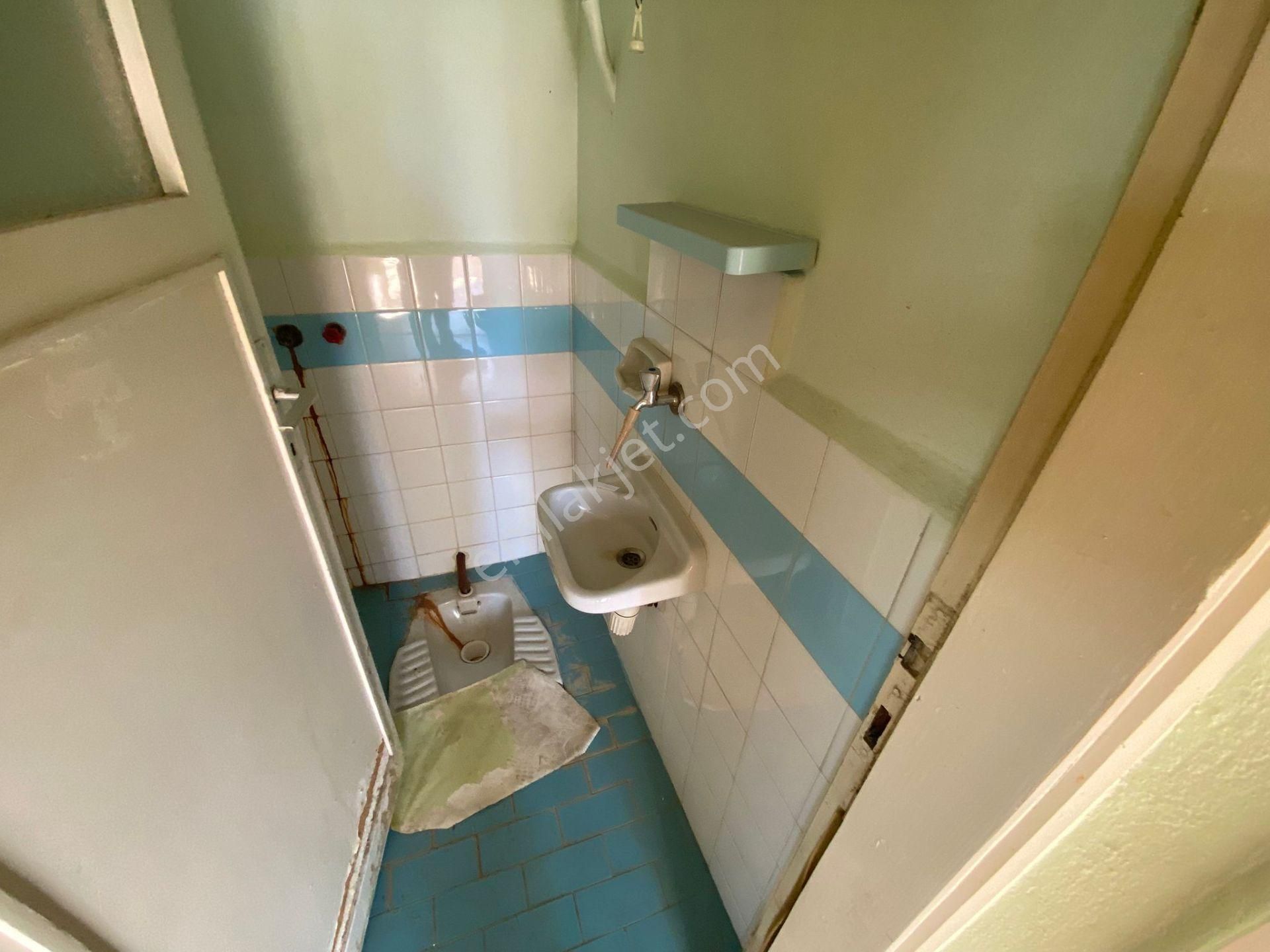 Acill Buca İşçievleri Yiğitler Mah.de 2+1 85m2 Ayrı Mutfak Ön Cephe Satılık Daire - Görsel 27