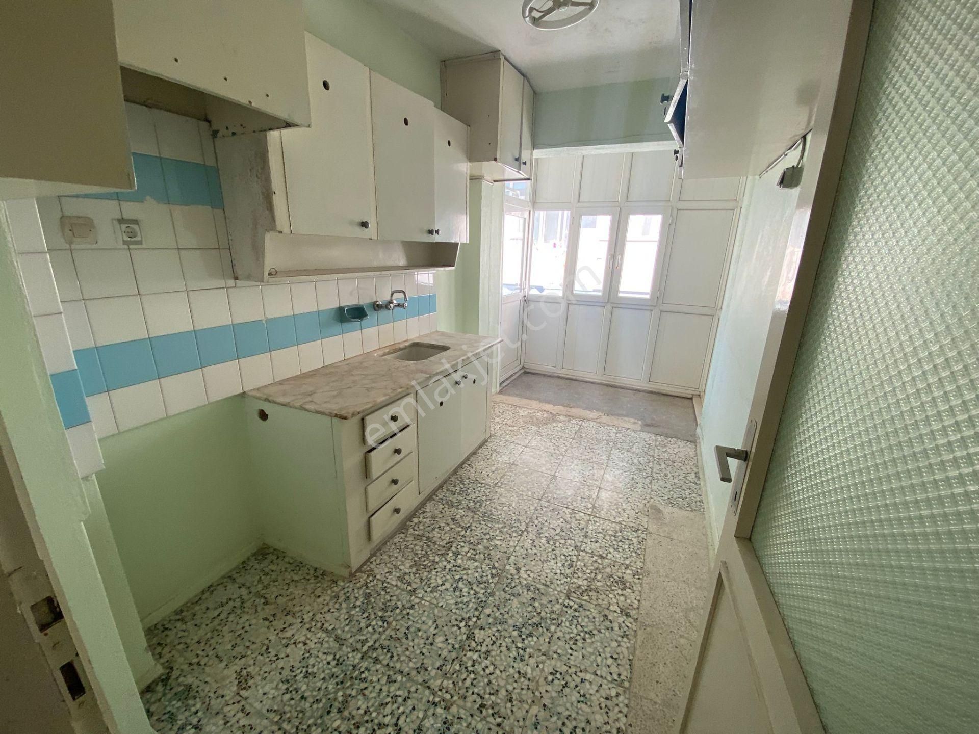 Acill Buca İşçievleri Yiğitler Mah.de 2+1 85m2 Ayrı Mutfak Ön Cephe Satılık Daire - Görsel 19