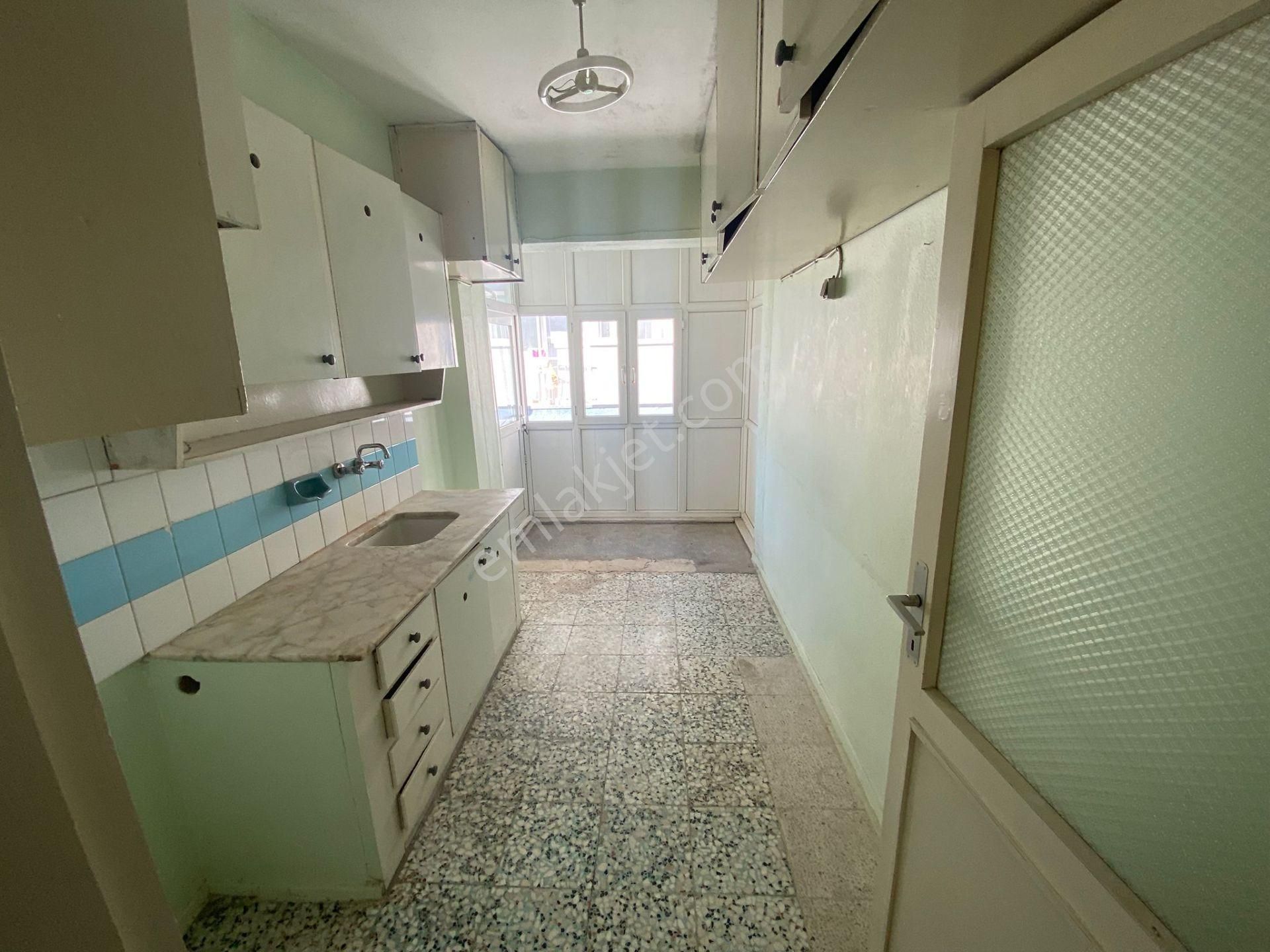 Acill Buca İşçievleri Yiğitler Mah.de 2+1 85m2 Ayrı Mutfak Ön Cephe Satılık Daire - Görsel 22