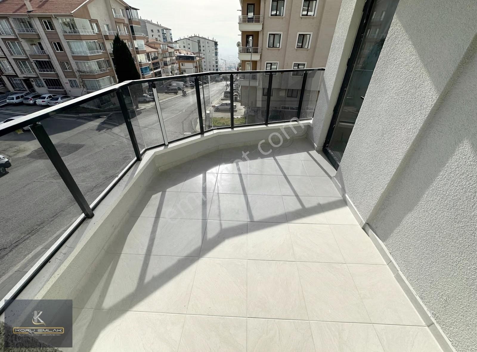 Sancaktepede Park Manzaralı E.banyolu Sıfır Lüks Daireler - Görsel 14