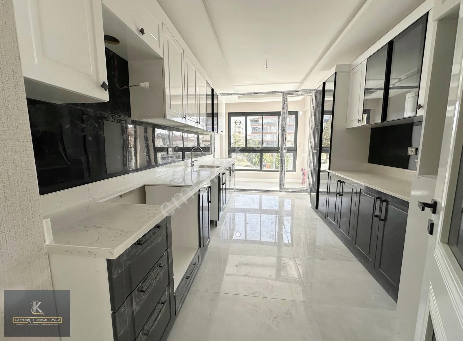 Sancaktepede Park Manzaralı E.banyolu Sıfır Lüks Daireler - Görsel 8