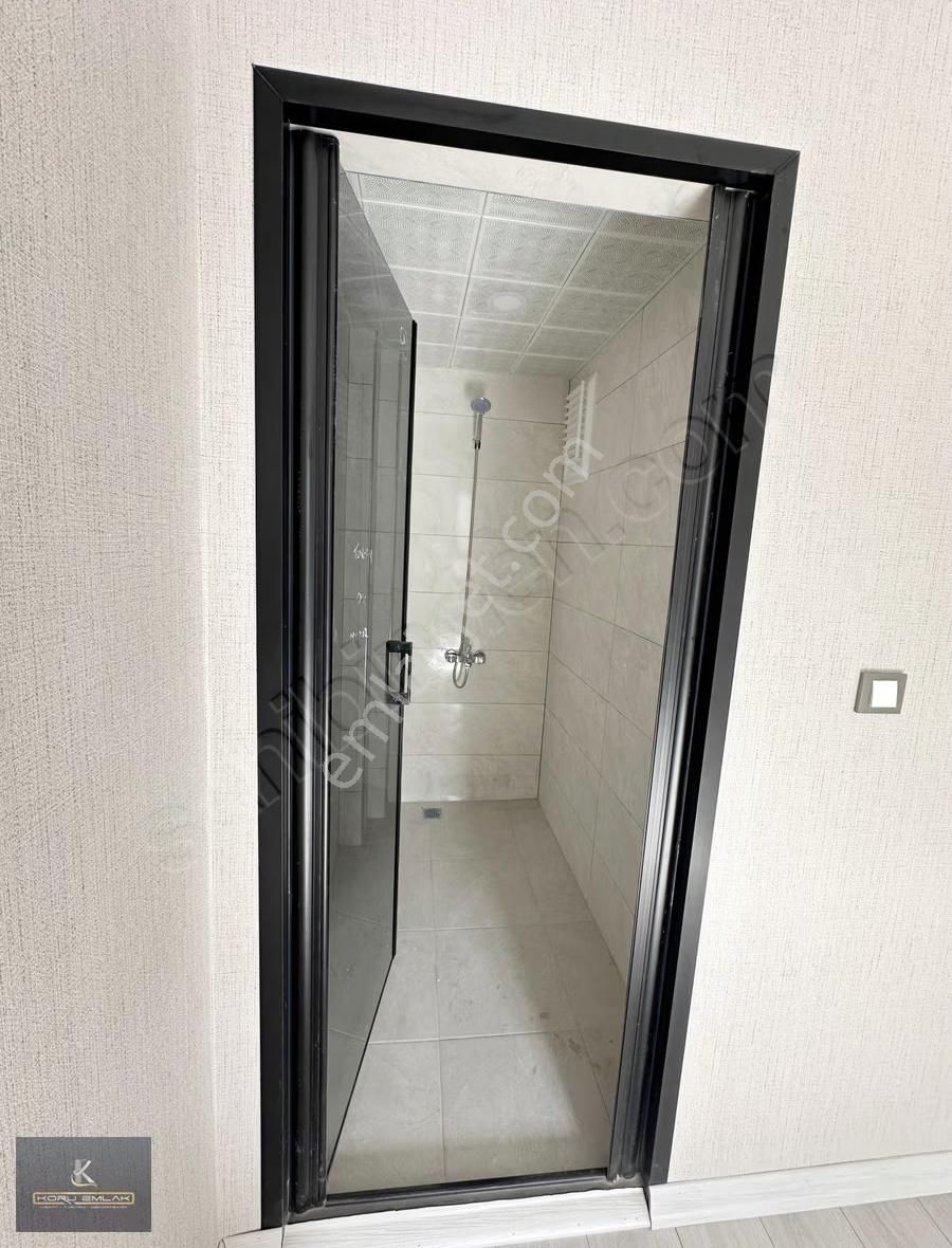 Sancaktepede Park Manzaralı E.banyolu Sıfır Lüks Daireler - Görsel 21