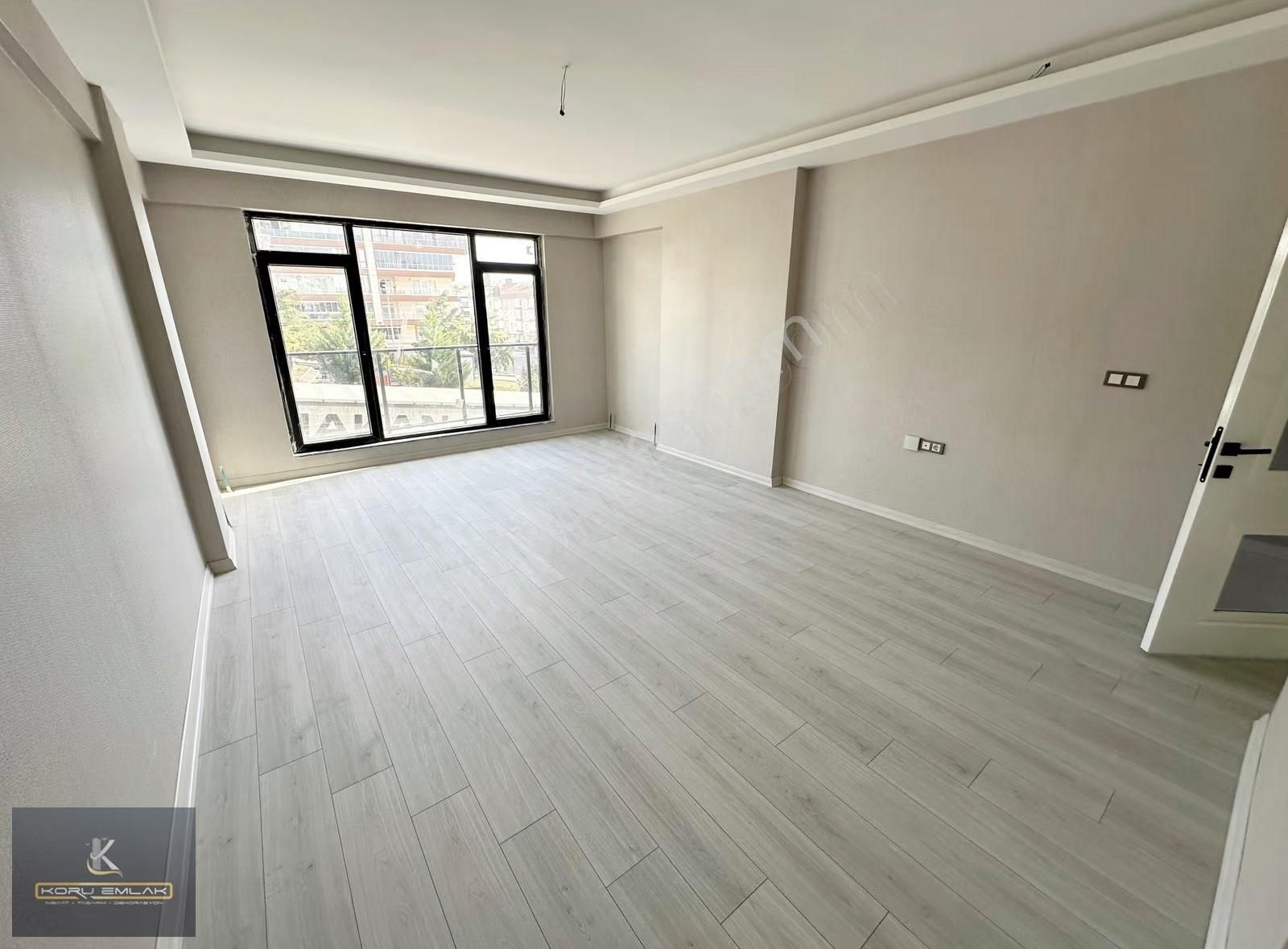 Sancaktepede Park Manzaralı E.banyolu Sıfır Lüks Daireler - Görsel 24