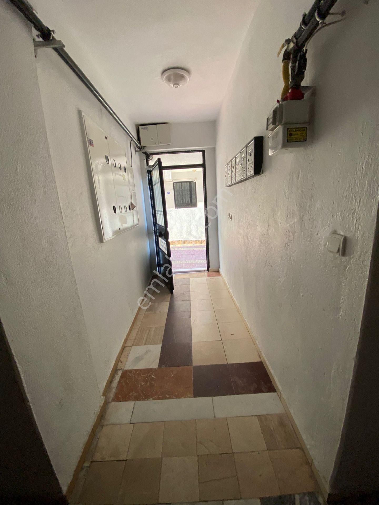 Acill Buca Yaylacık Mah.de Erdem Caddesi Yakını 2+1 80m2 Dgazlı Full Tadilatlı Satılıı Daire - Görsel 23