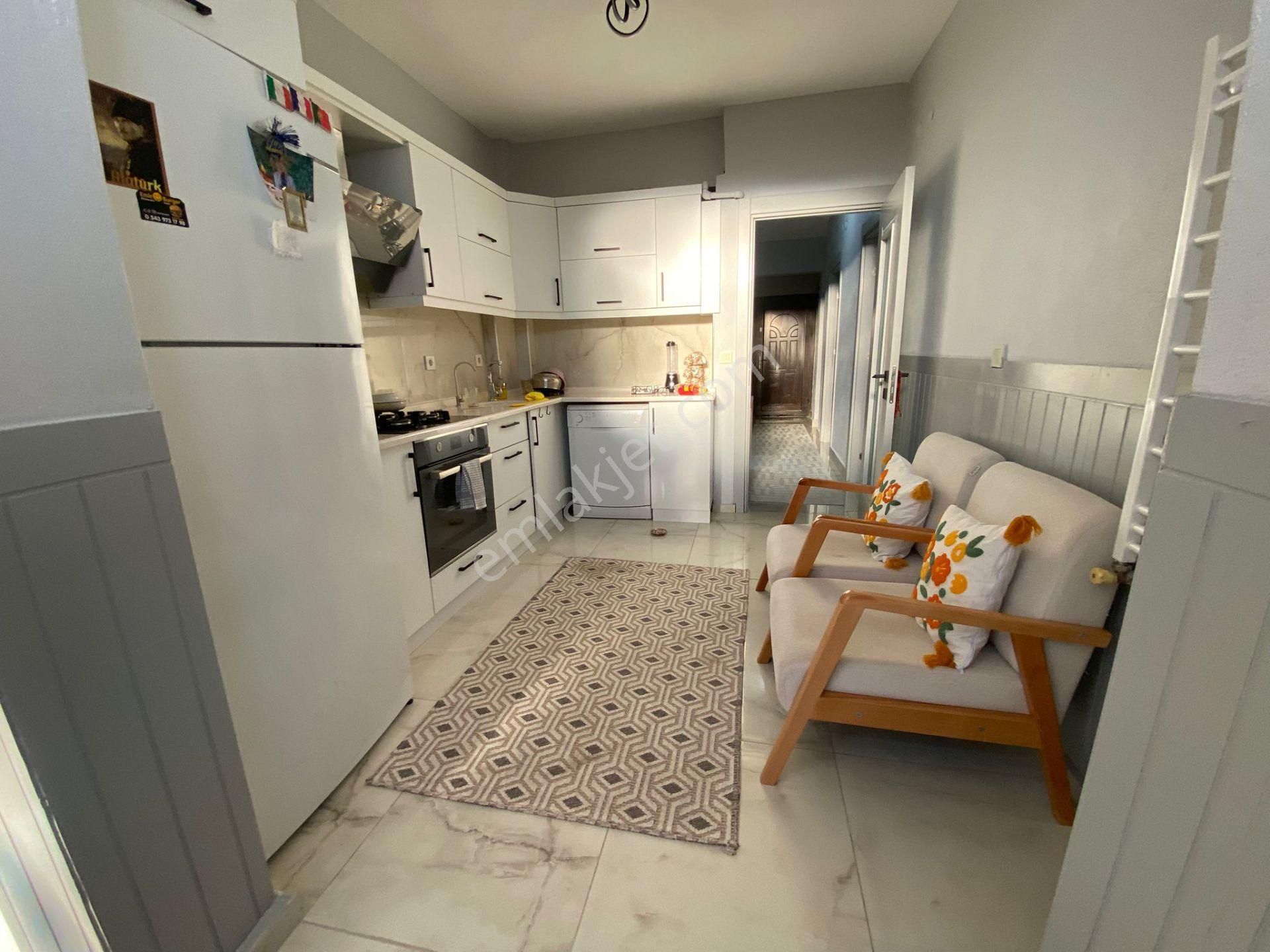 Acill Buca Yaylacık Mah.de Erdem Caddesi Yakını 2+1 80m2 Dgazlı Full Tadilatlı Satılıı Daire - Görsel 12