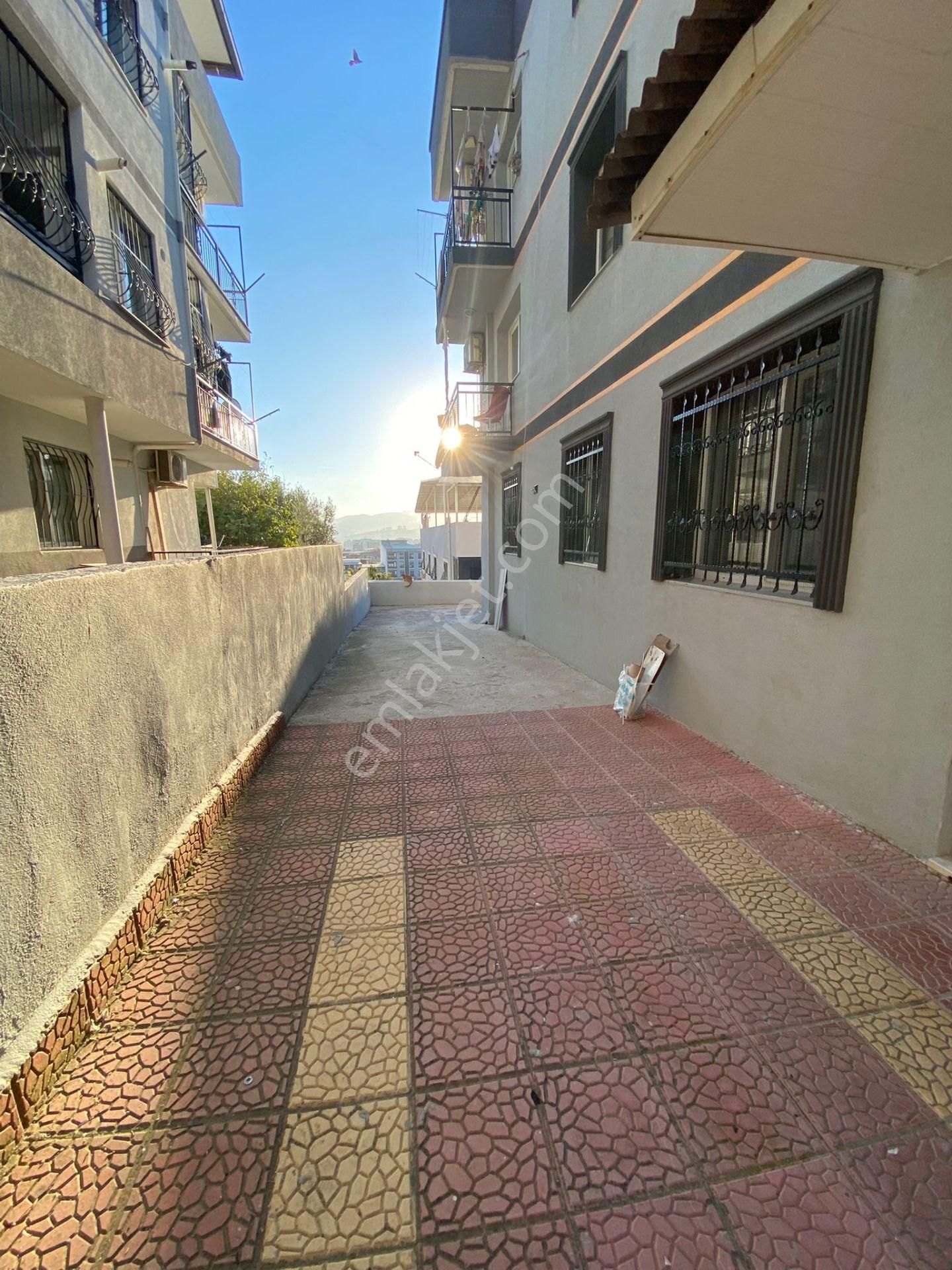 Acill Buca Yaylacık Mah.de Erdem Caddesi Yakını 2+1 80m2 Dgazlı Full Tadilatlı Satılıı Daire - Görsel 28