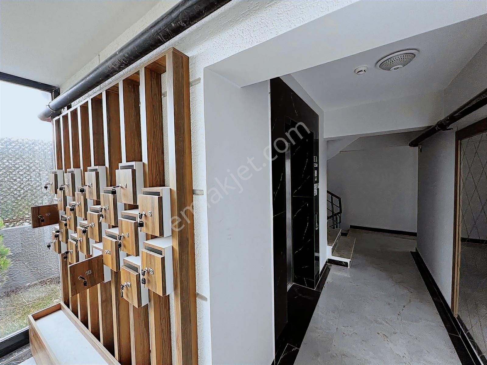 Balat'ta Sosyal Tesisli Ful Eşyalı Satılık 1+1 Daire - Görsel 14