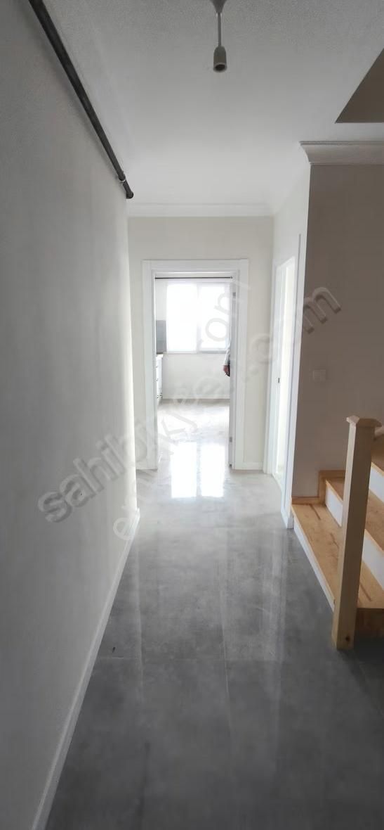 Tranzon Caddesinde Satılık Sıfır 3+2 Dubleks - Görsel 6