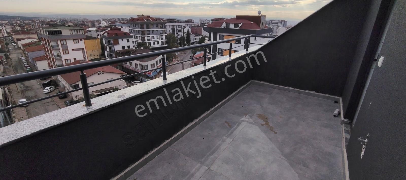 Tranzon Caddesinde Satılık Sıfır 3+2 Dubleks - Görsel 12