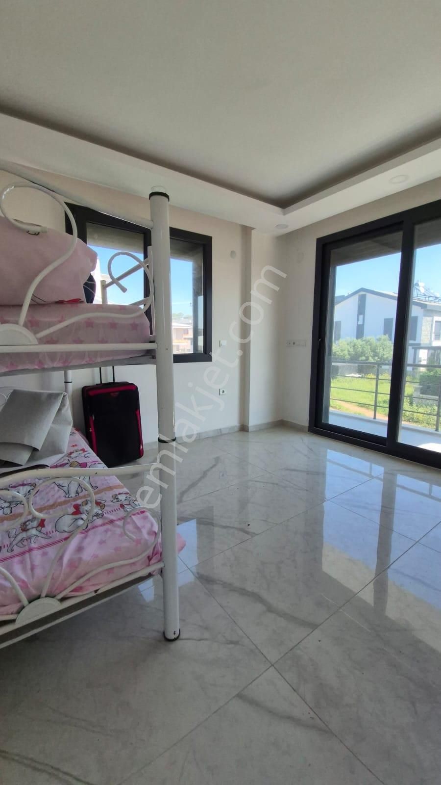 Didim Sağtur Plajı Mevki Tam Müstakil Havuzlu Otoparklı Villa - Görsel 12