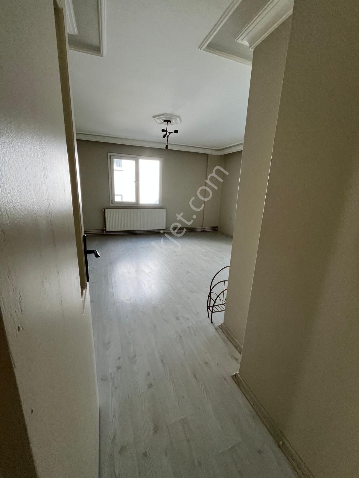 Nergizde Boş Geniş Ferah Daire - Görsel 32