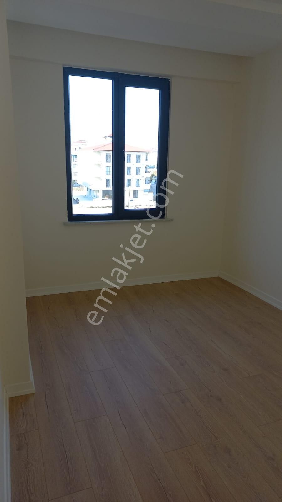 Kapaklı-merkez'de, Doğu Ve Güney Cepheli, Satılık (2+1) Daire (90 M²) - Görsel 3