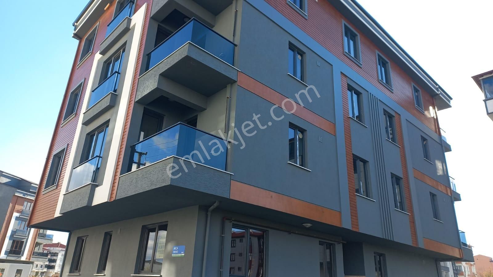 Kapaklı-merkez'de, Doğu Ve Güney Cepheli, Satılık (2+1) Daire (90 M²) - Görsel 15