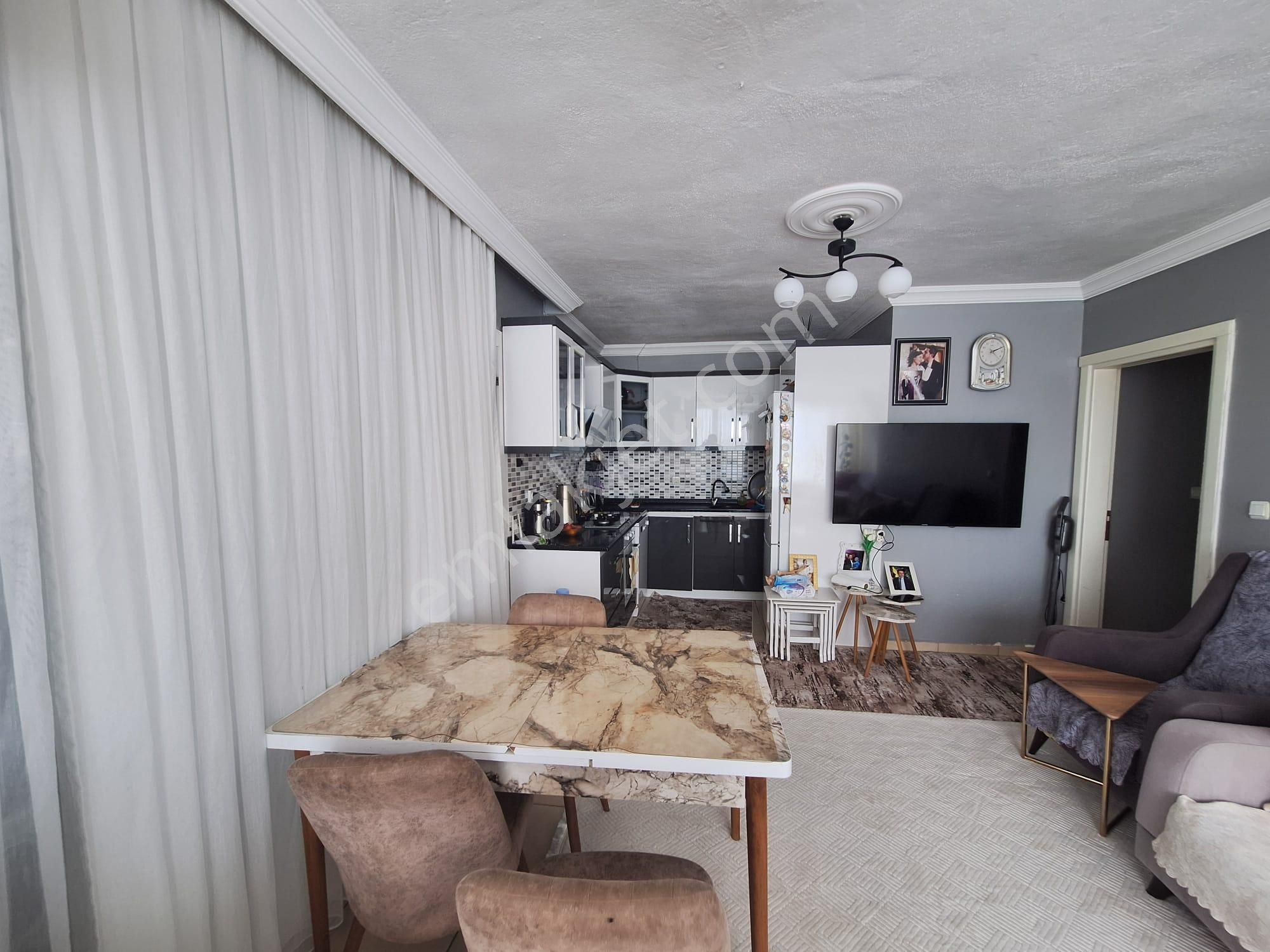 Aydın Akbük'te Satılık Denize Ve Merkeze Yakın Giriş Kat Eşyasız 3+1 Daire - Görsel 2