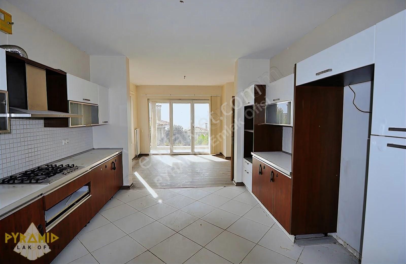 Pyramıd'den Eston Deniz Büyük Tip Deniz Manzaralı Müstakil Villa - Görsel 7