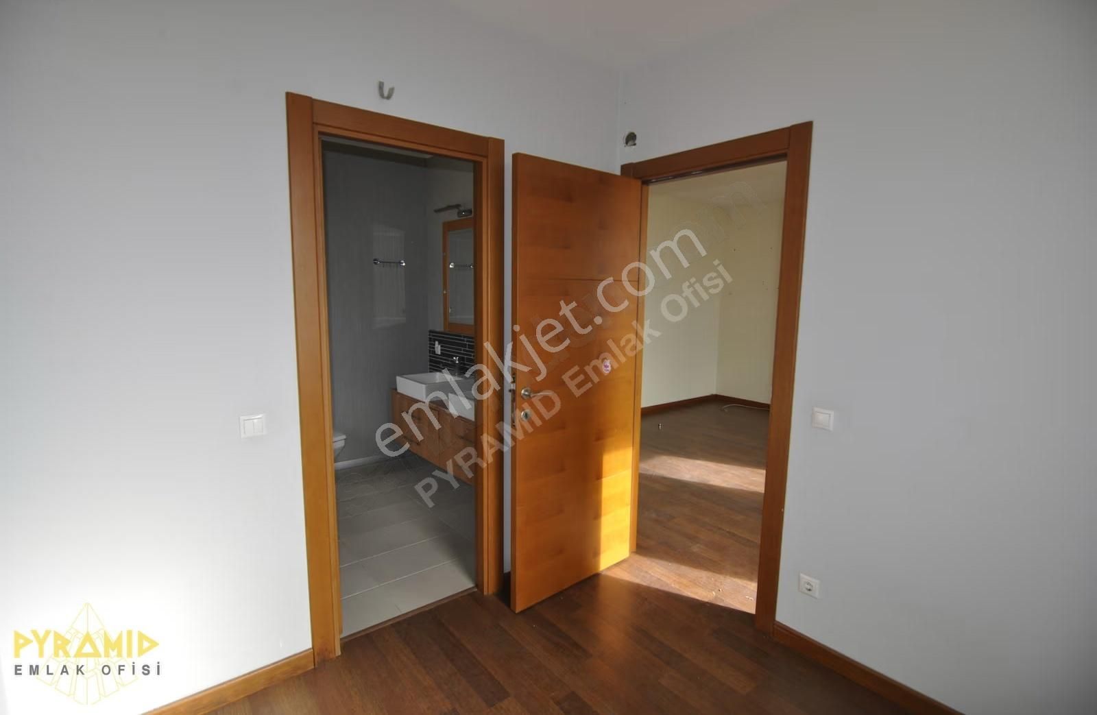 Pyramıd'den Eston Deniz Büyük Tip Deniz Manzaralı Müstakil Villa - Görsel 11