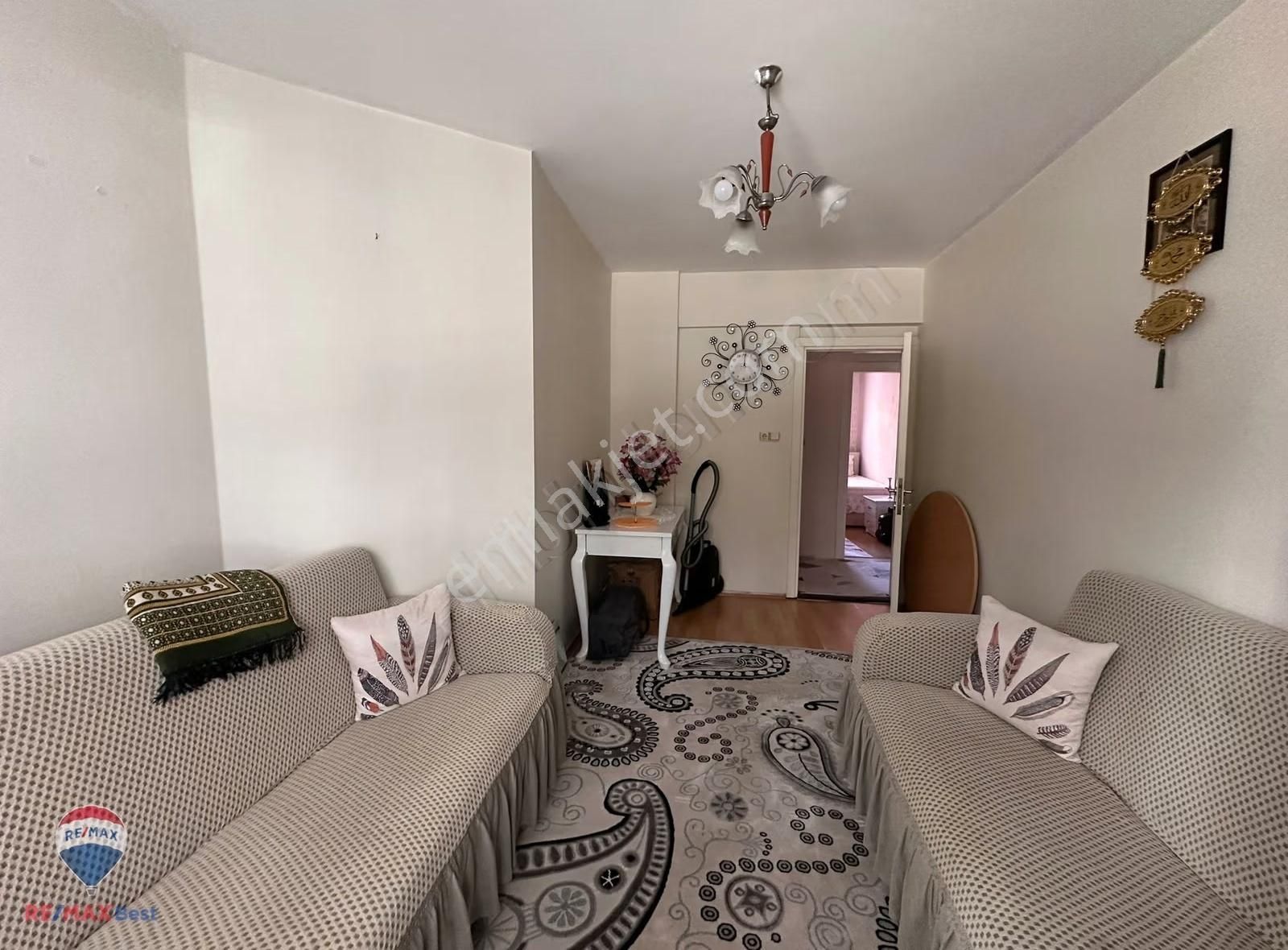 94 Karabağlar Sevgi Mah. 2+1 Satılık Daire - Görsel 9