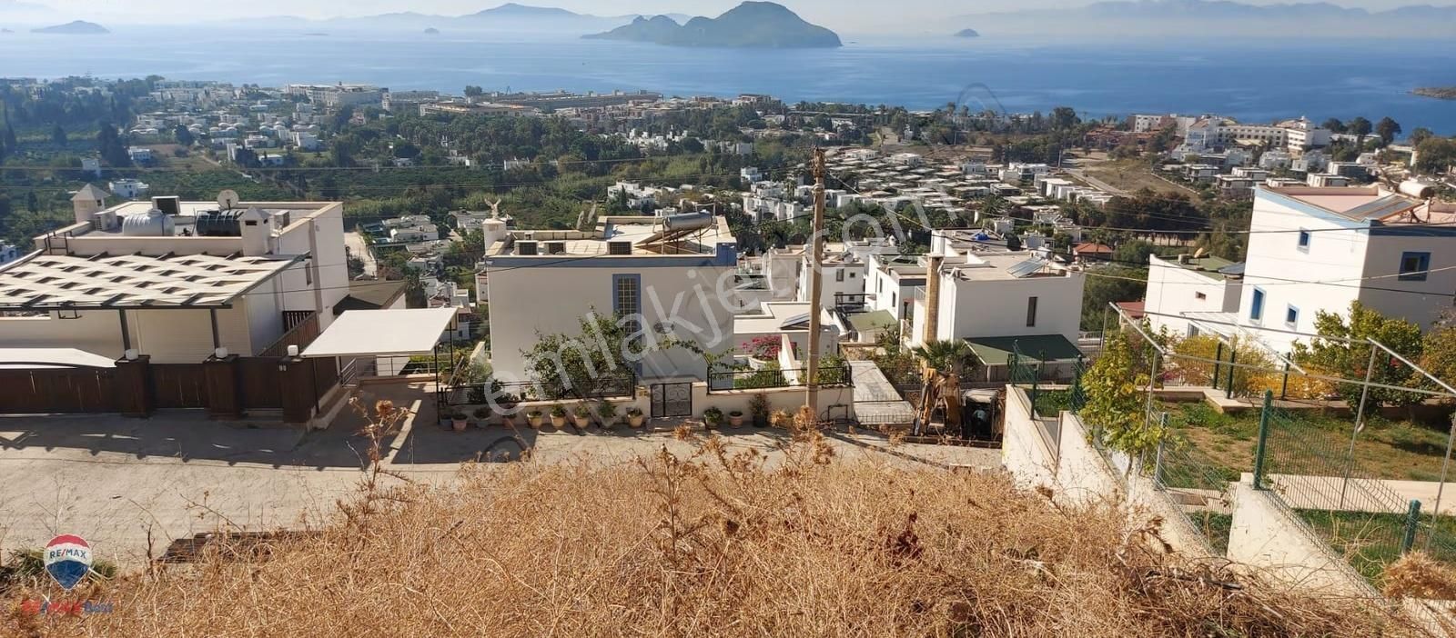 5 Bodrum Peksimet Mah. Denız Manzaralı 330m² Vılla İmarlı Arsa - Görsel 8