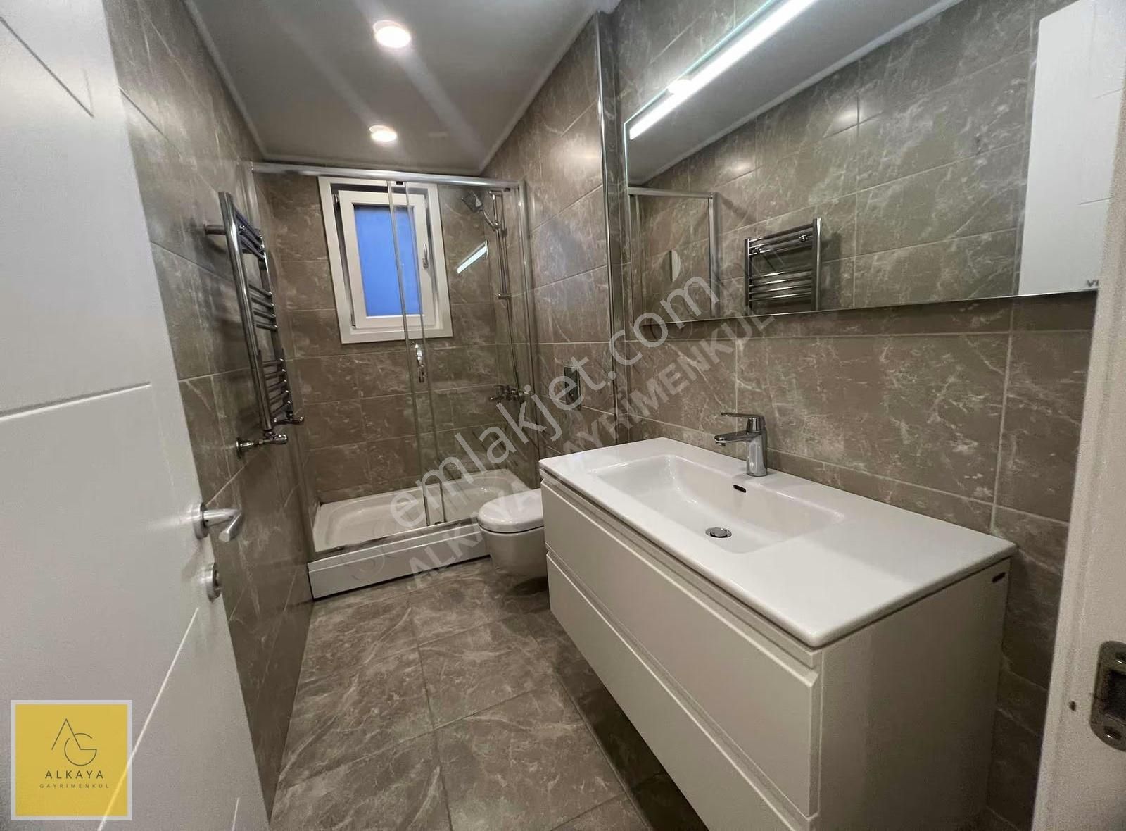 Alkaya'dan Bağdat Cad. 2.bina Konumunda 2+1 Ara Katta Boş Daire - Görsel 11