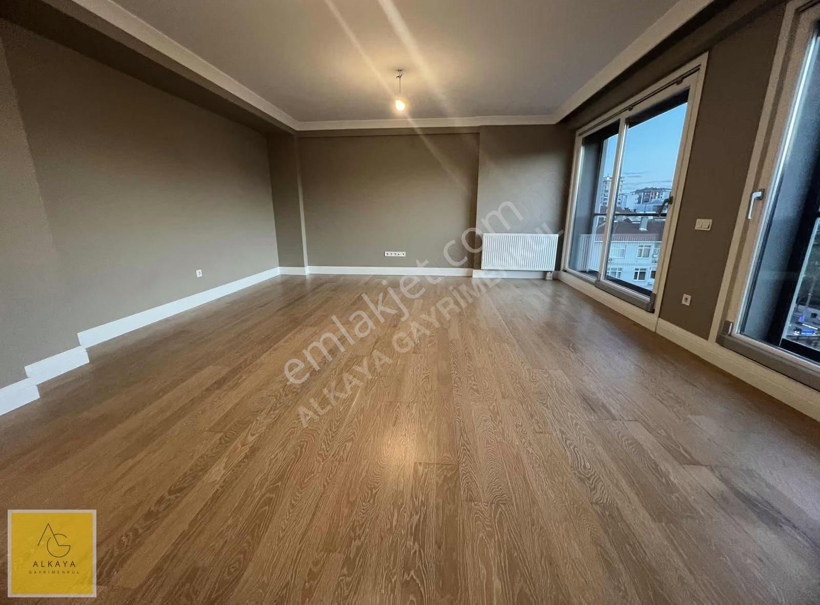 Alkaya'dan Bağdat Cad. 2.bina Konumunda 2+1 Ara Katta Boş Daire - Görsel 8