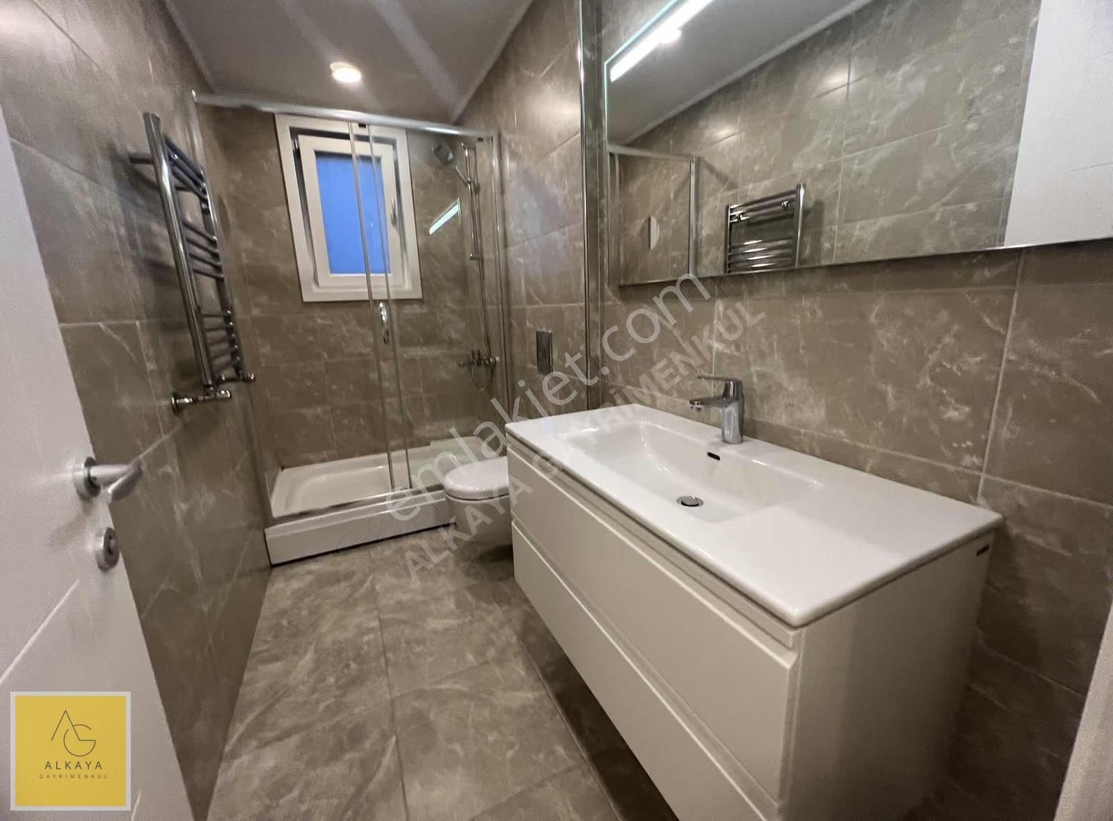 Alkaya'dan Bağdat Cad. 2.bina Konumunda 2+1 Ara Katta Boş Daire - Görsel 3