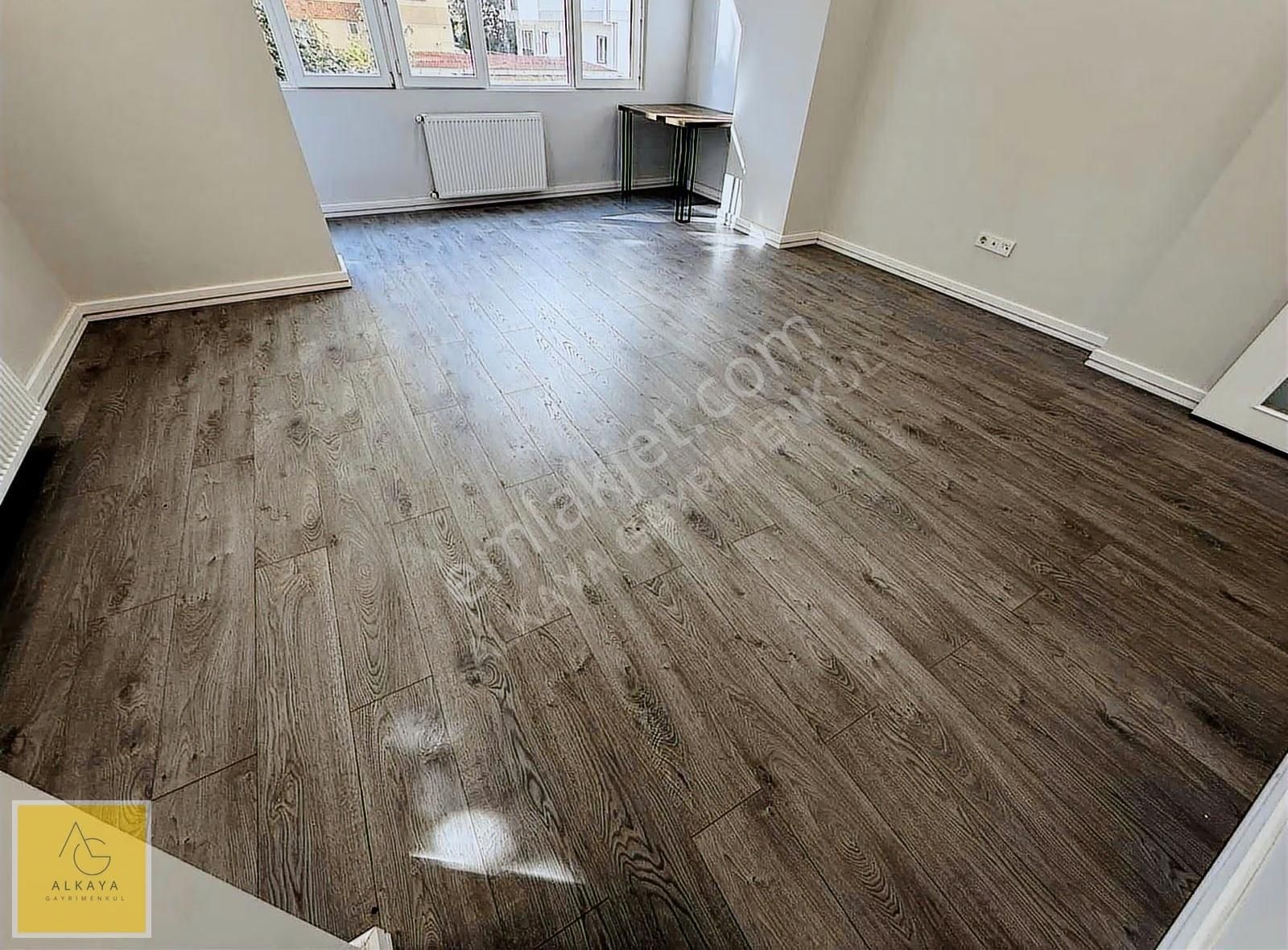 Göztepe Bahariyeli Sokakta Yatırımlık İçi Yenilenmiş 2+1 Daire - Görsel 20