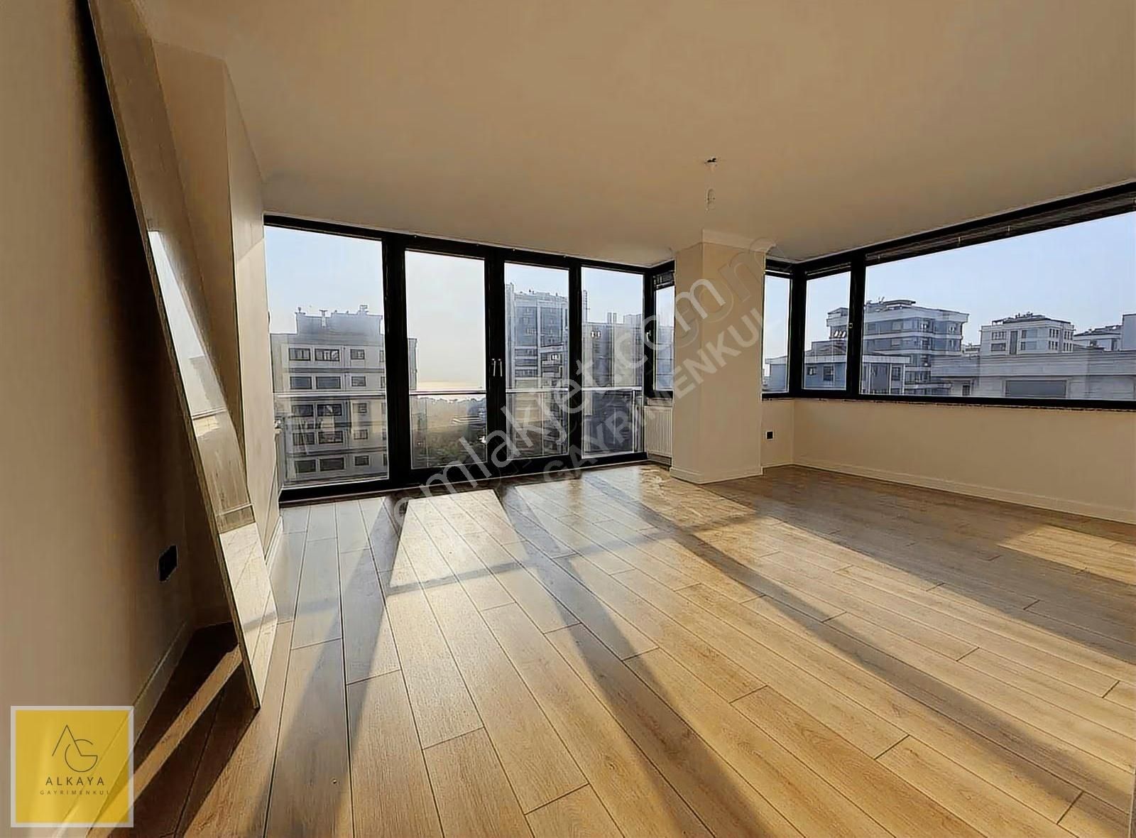 Alkaya'dan Caddebostan'da Bağdat'a 1.paralel 2+1 Köşe Daire - Görsel 16