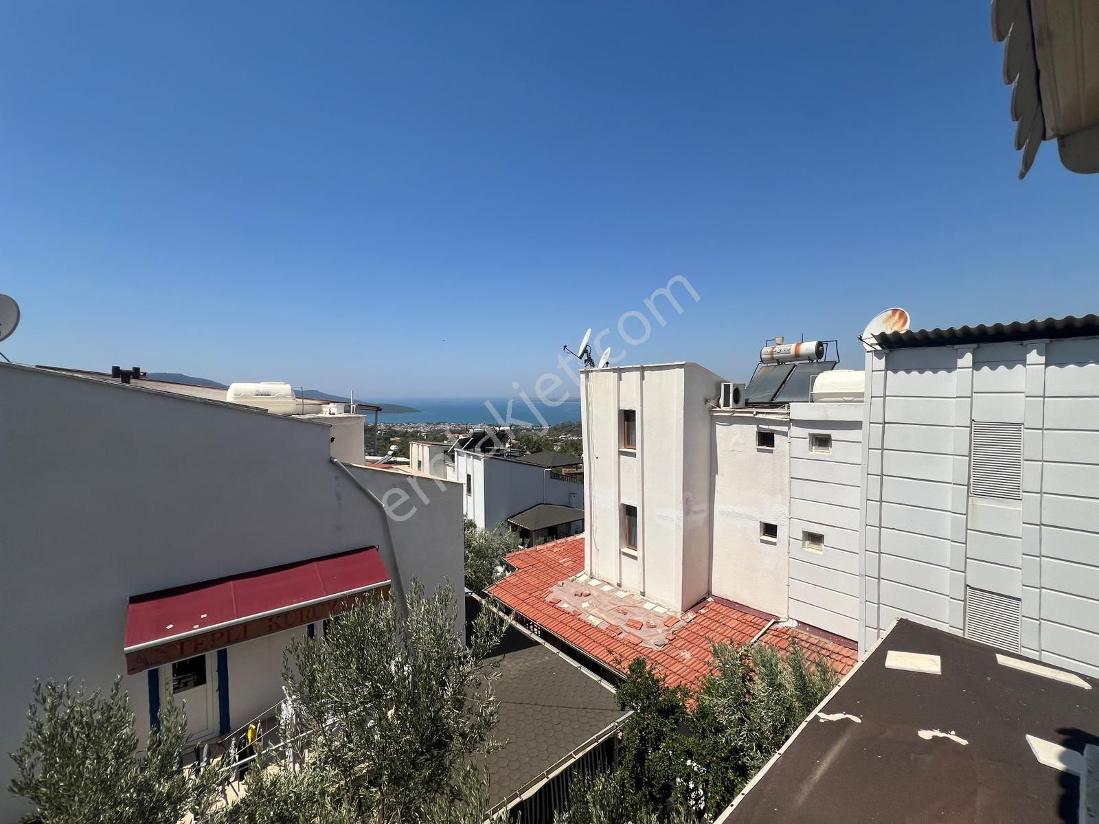 Aydın Akbük'te Satılık Deniz Manzaralı 3+1 Eşyalı Yazlık - Görsel 22