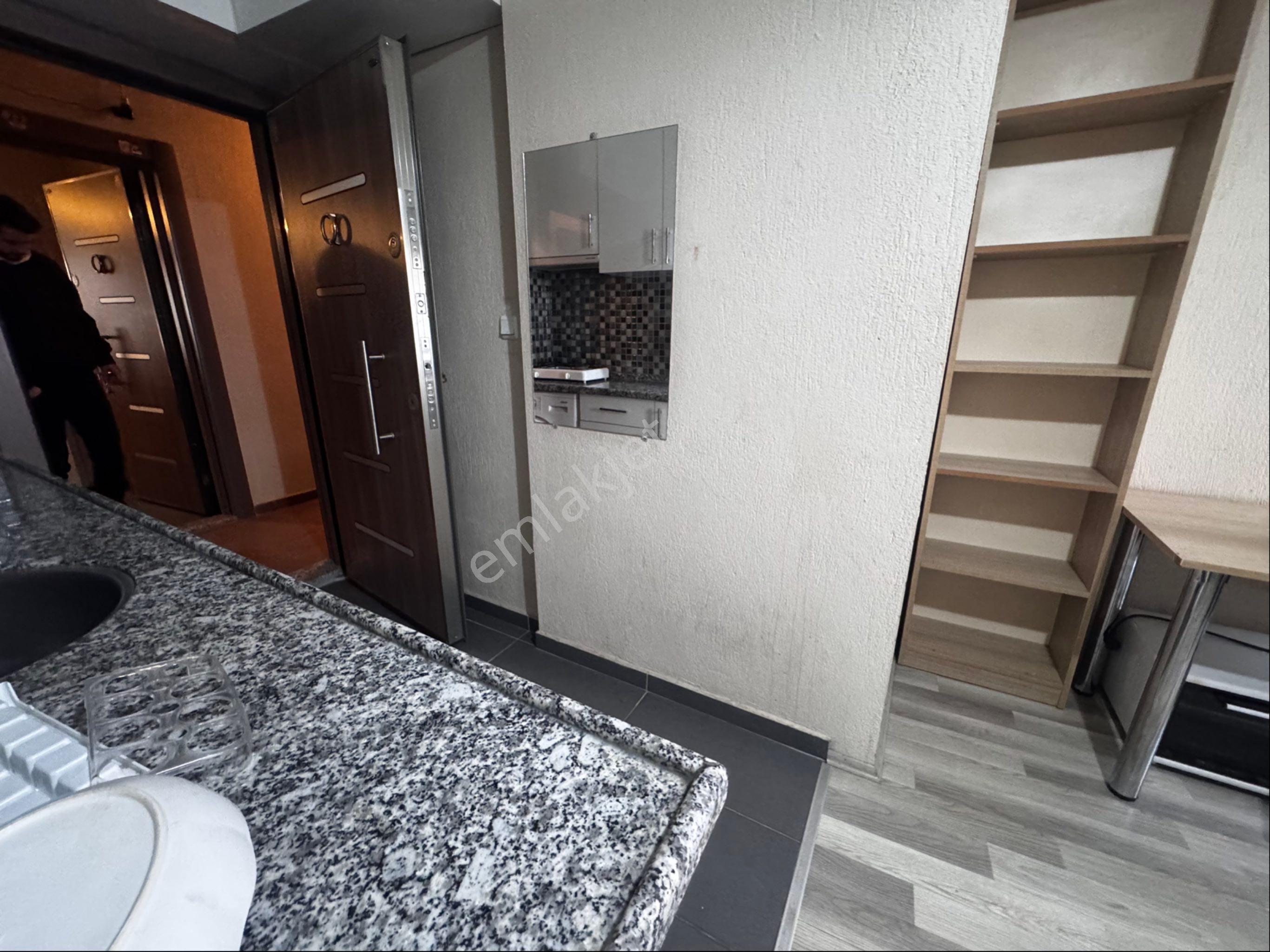 Turan Mahallesinde Sadece Bayanlara Eşyalı Kiralık Daire - Görsel 10