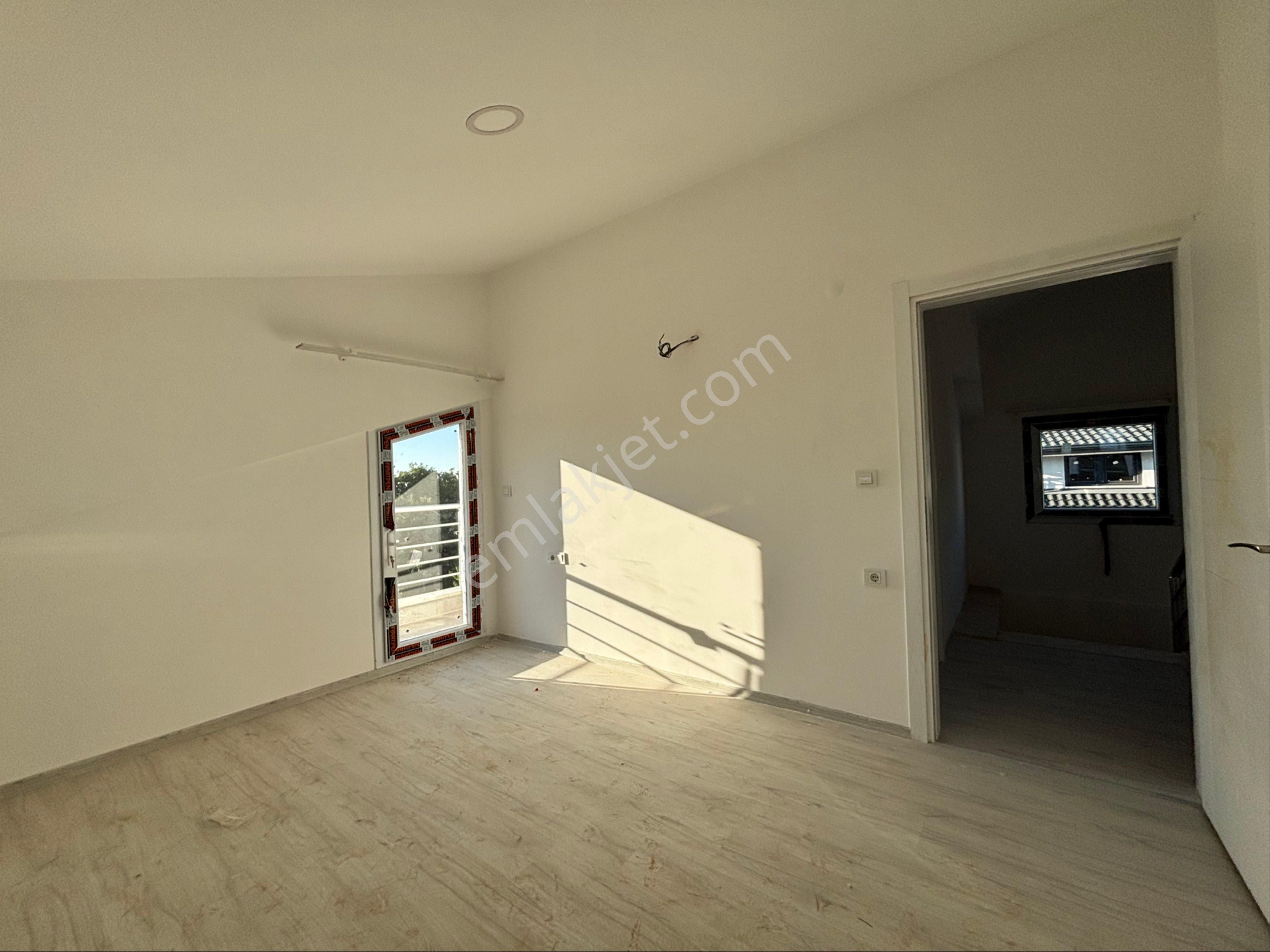 Karaçulha Mahallesinde Yeniyapı 2+1 Ayrı Mutfak Çift Banyolu Kiralık Daire - Görsel 20