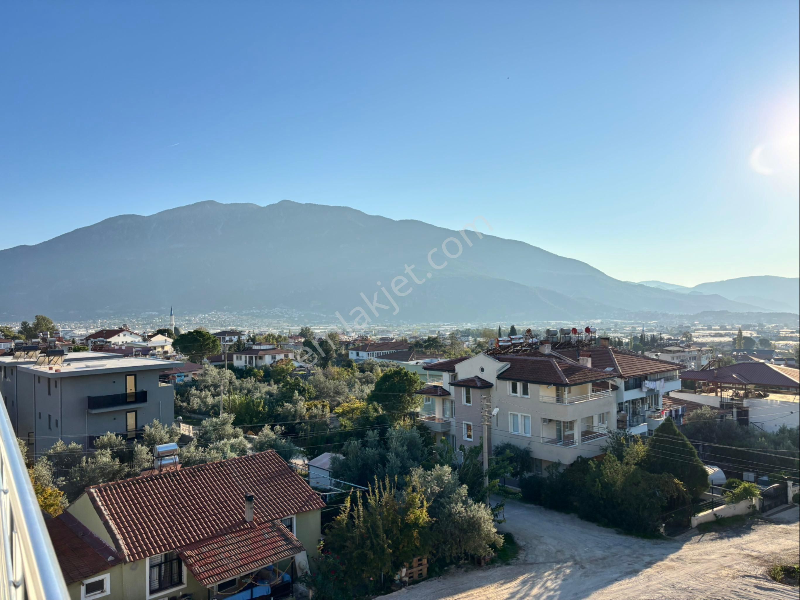 Karaçulha Mahallesinde Yeniyapı 2+1 Ayrı Mutfak Çift Banyolu Kiralık Daire - Görsel 24