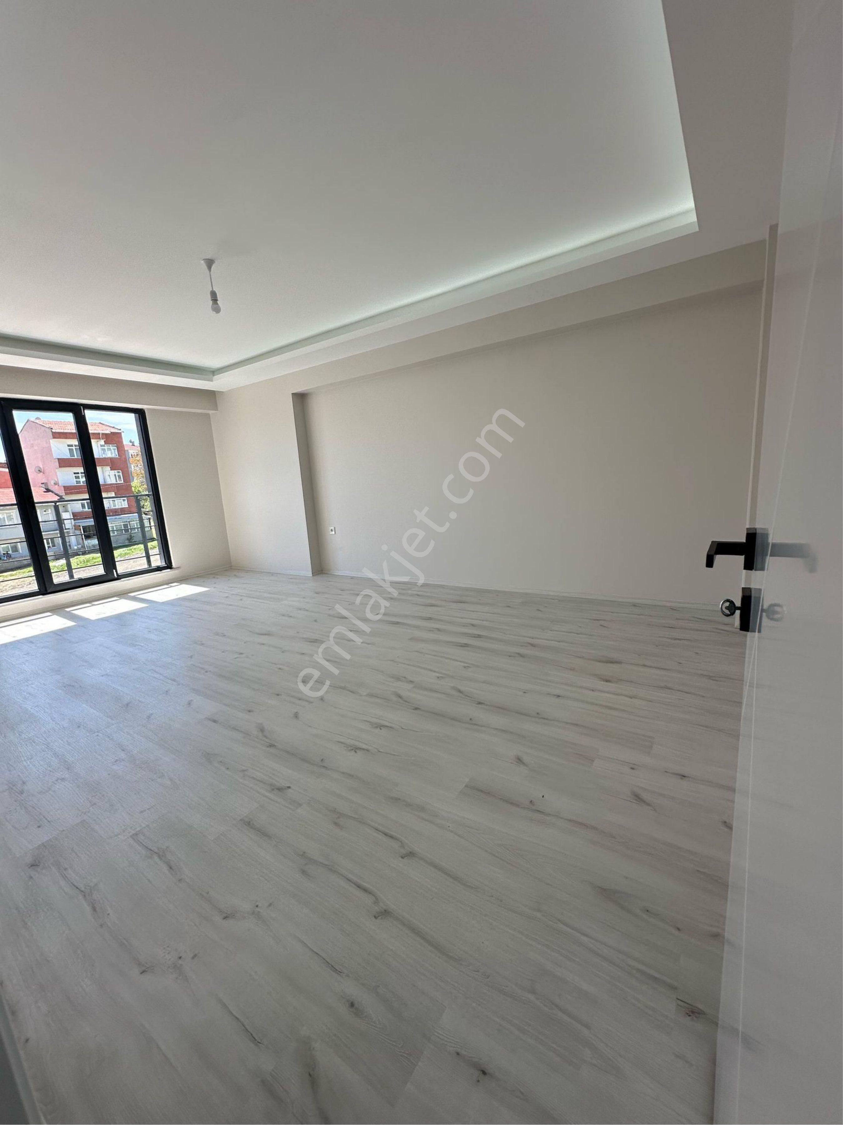Tekirdağ Süleymanpaşa Çınarlı Mahallesi Satılık 2+1 Daire Sıfır