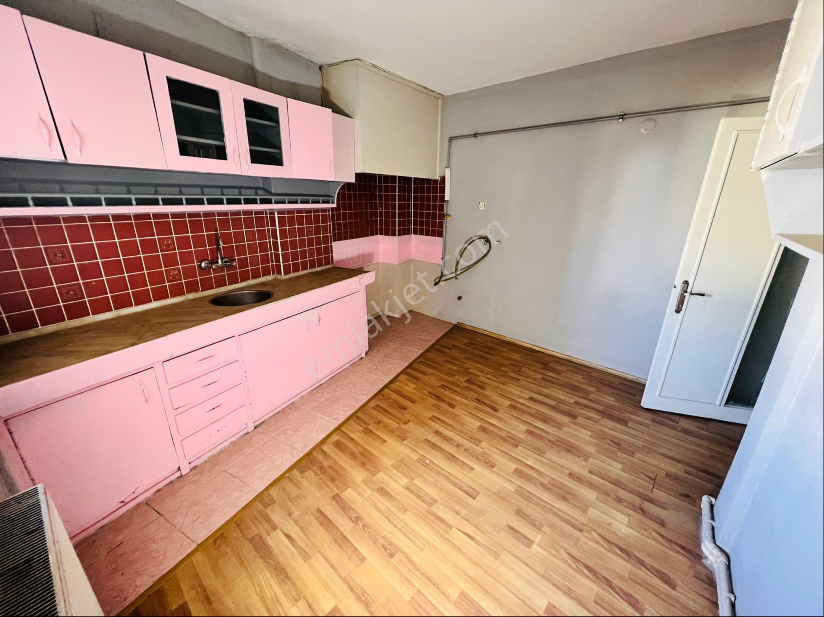 Nazilli’de Satılık 3+1 Masrafsız Kombili - Görsel 9