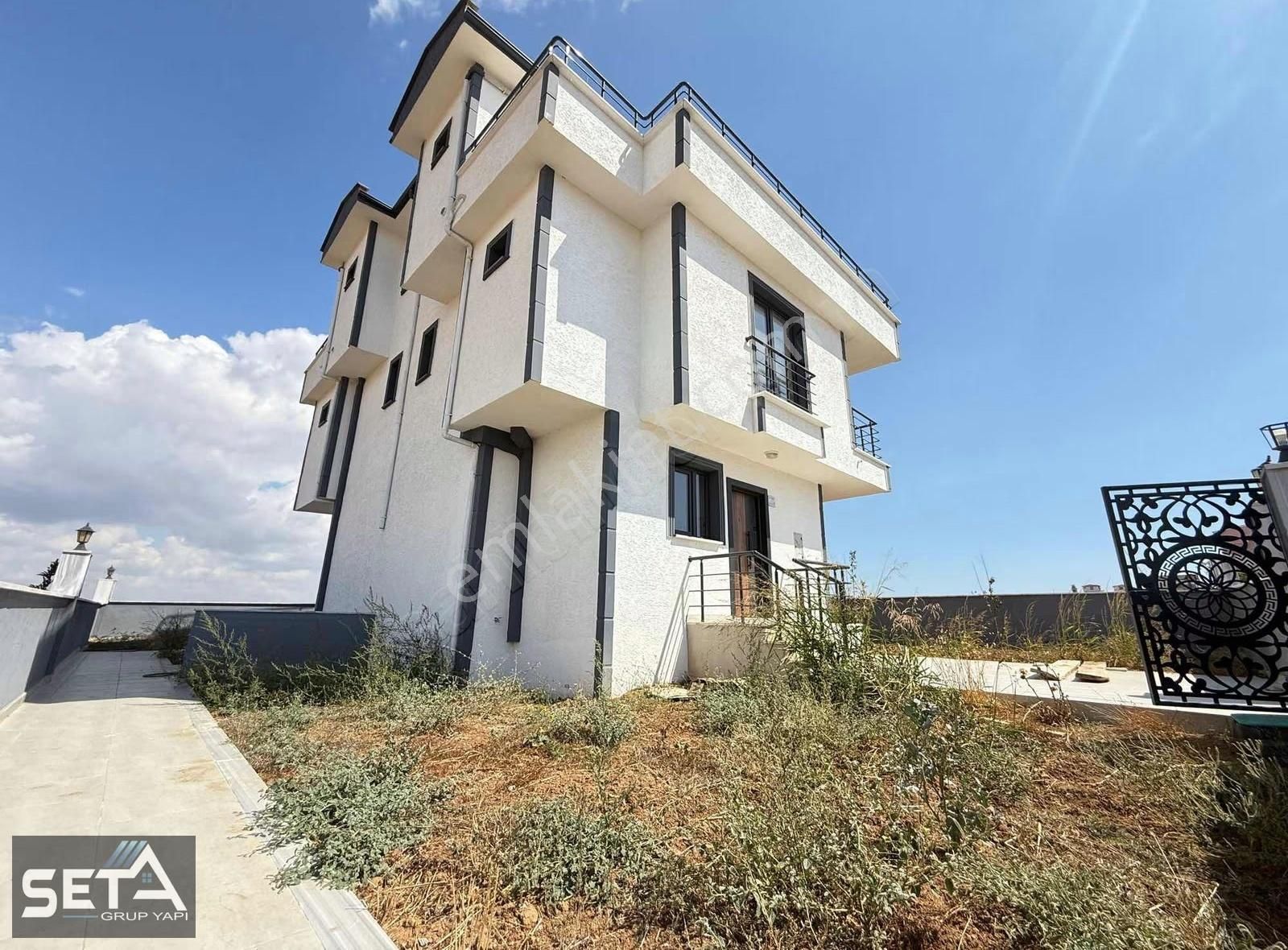 ▀▄▀▄seta Grup▀▄▀▄ Geniş Bahçli Teraslı Tripleks Vılla - Görsel 8